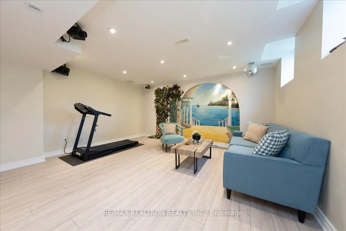 51 Verdi Road