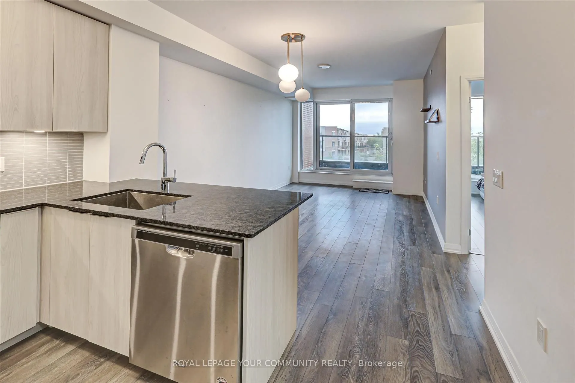 99 Eagle Rock Way, #213