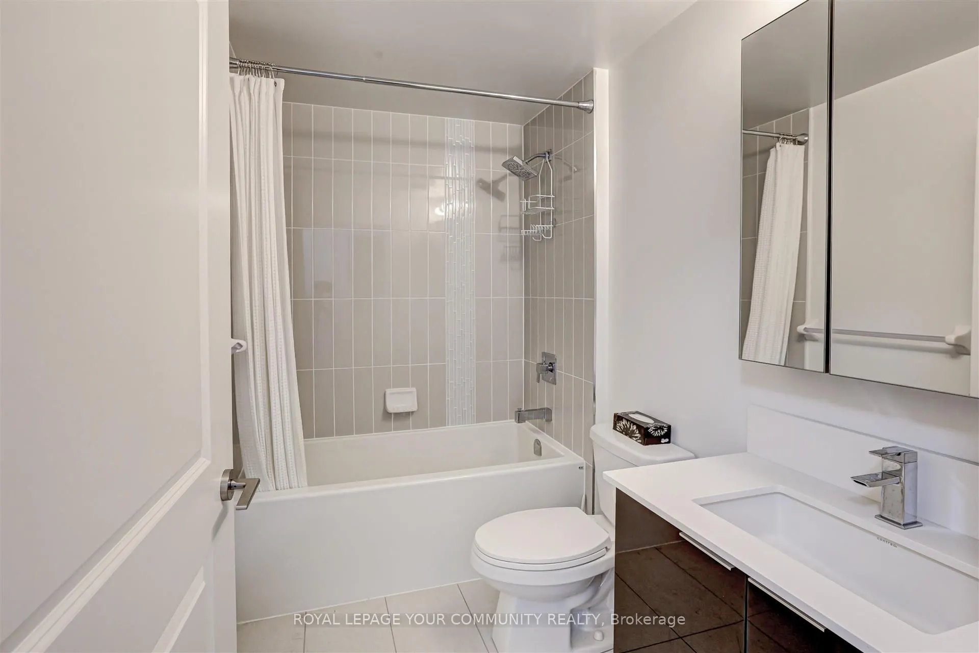 99 Eagle Rock Way, #213