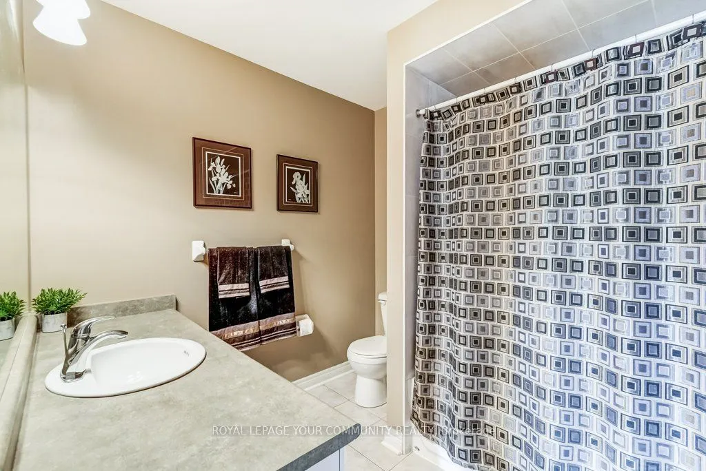 173 Tom Taylor Crescent