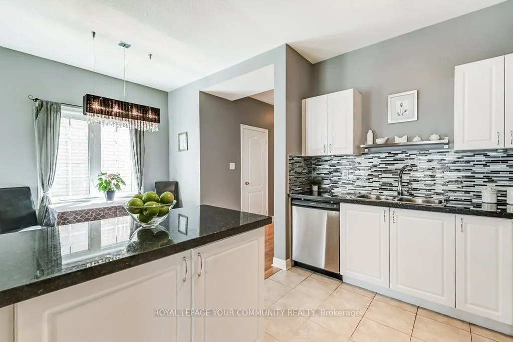 173 Tom Taylor Crescent