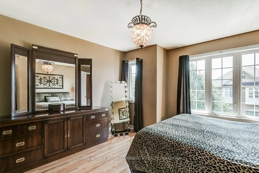 173 Tom Taylor Crescent