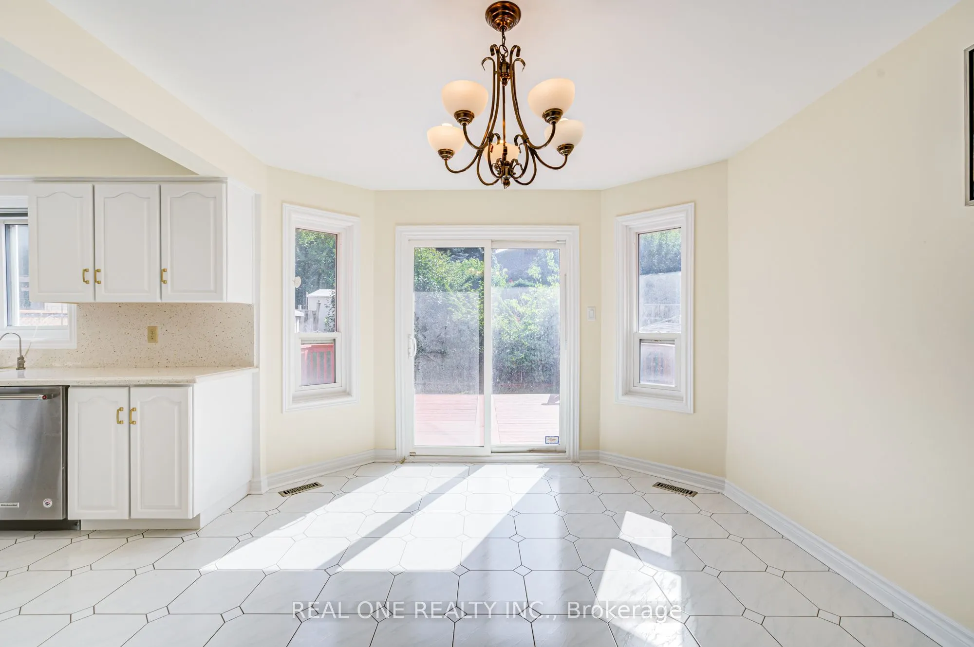 203 Valleymede Drive
