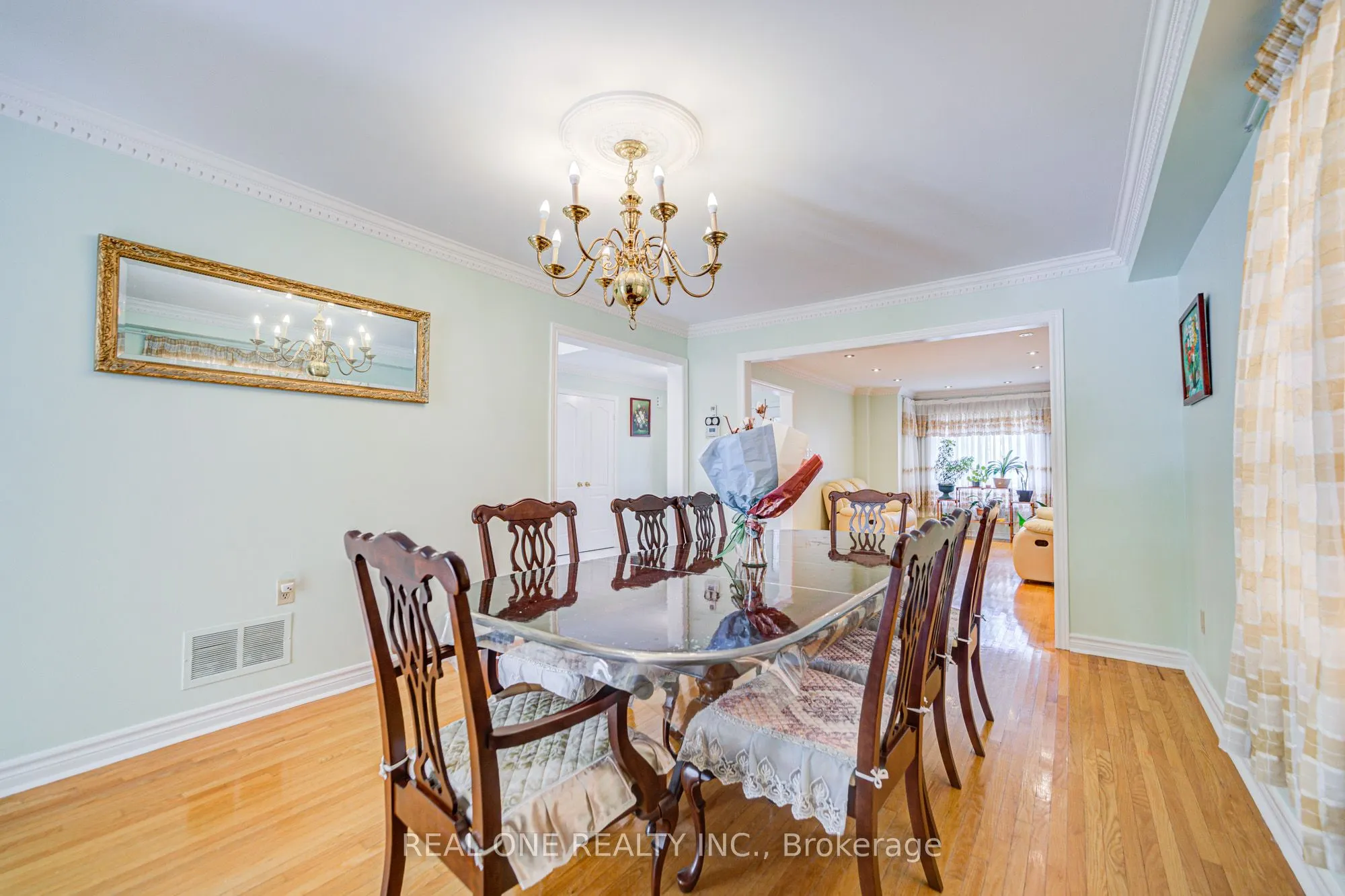 203 Valleymede Drive
