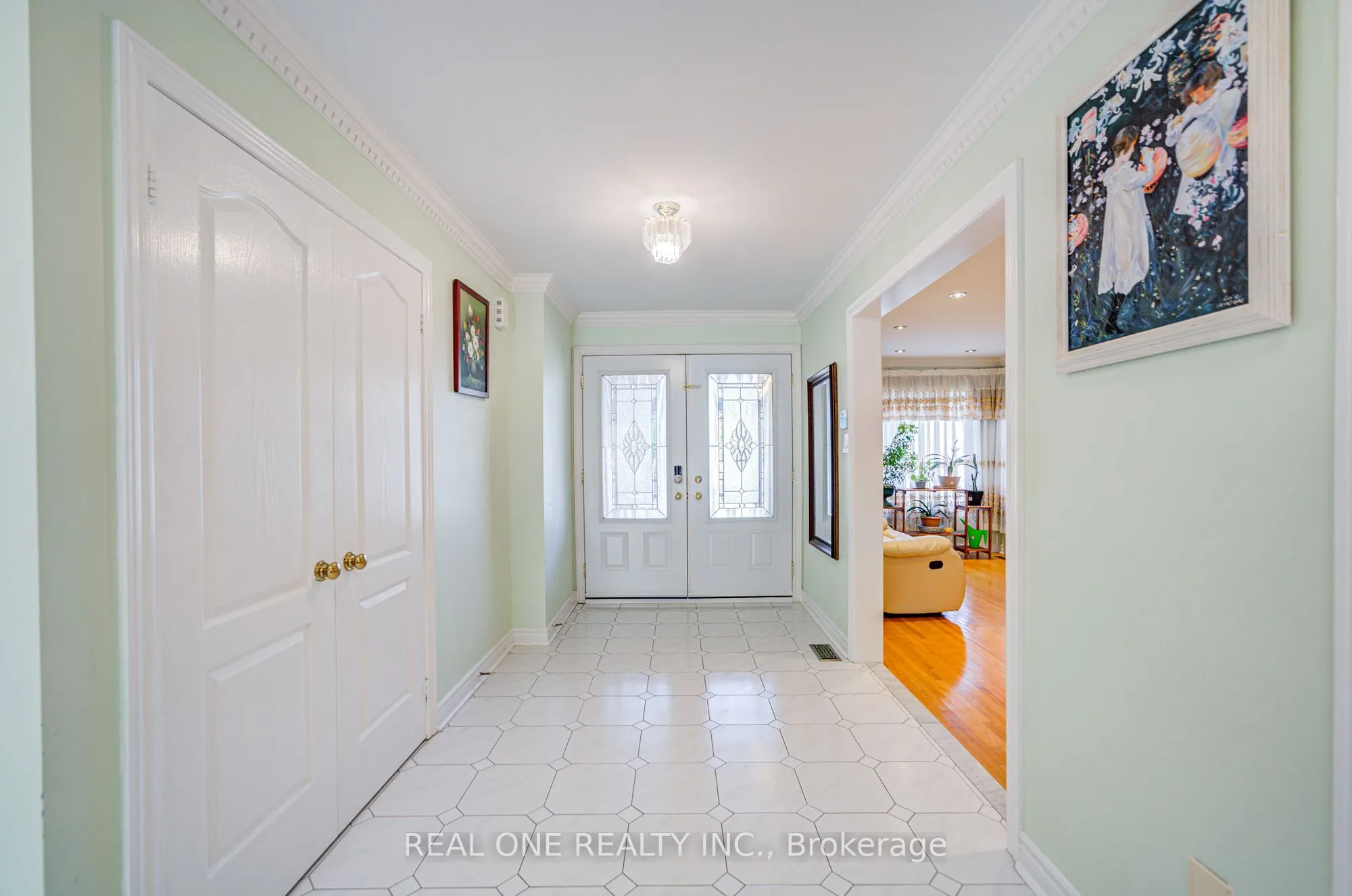 203 Valleymede Drive