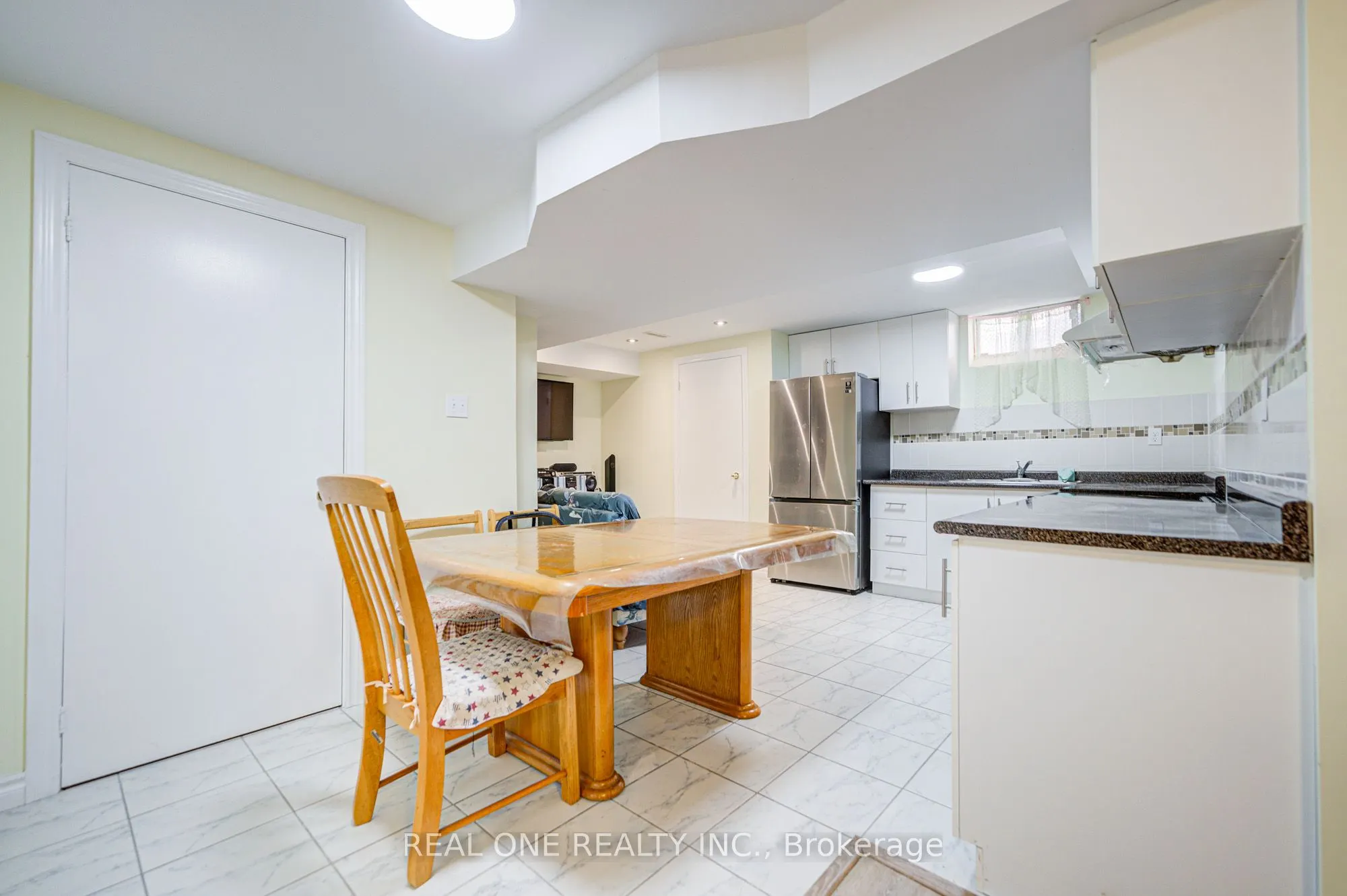 203 Valleymede Drive