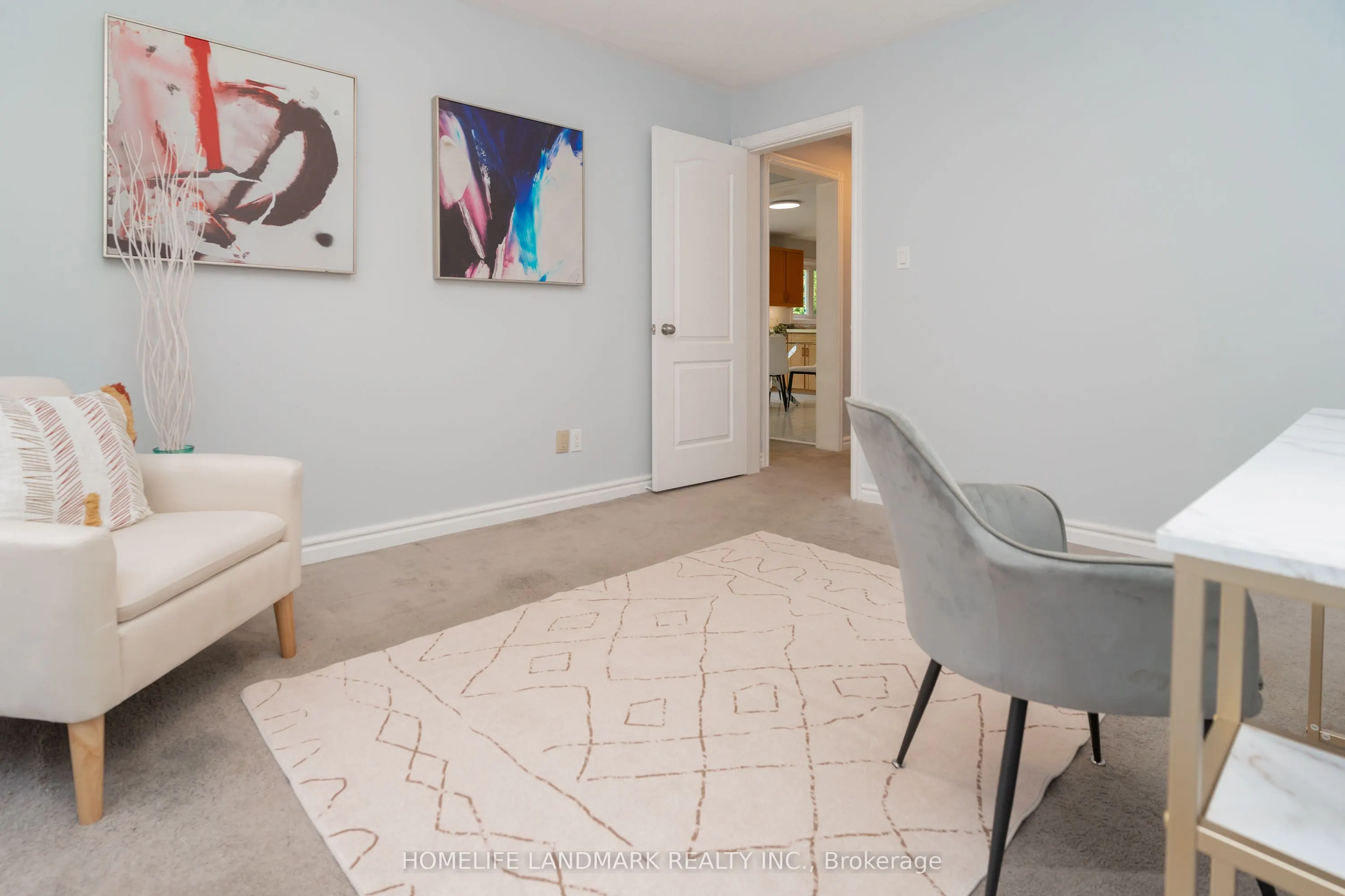 33 John Stiver Crescent