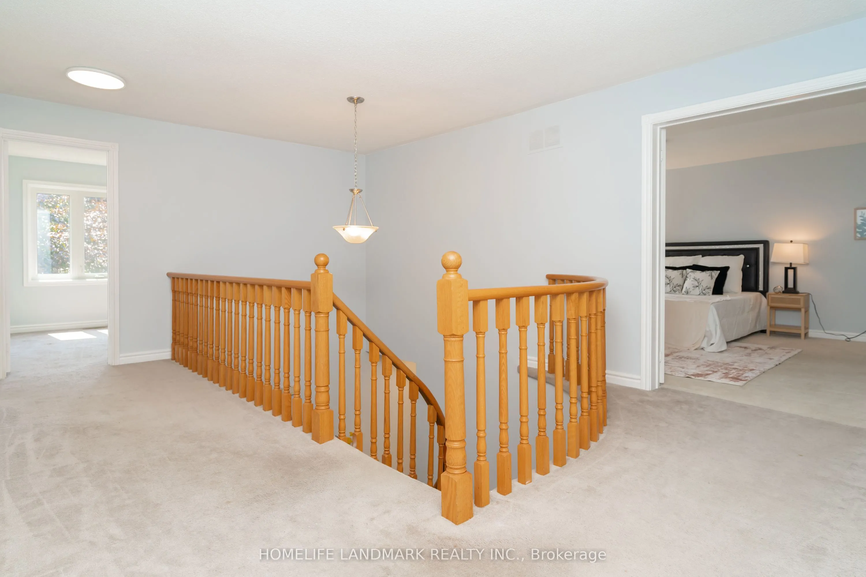 33 John Stiver Crescent
