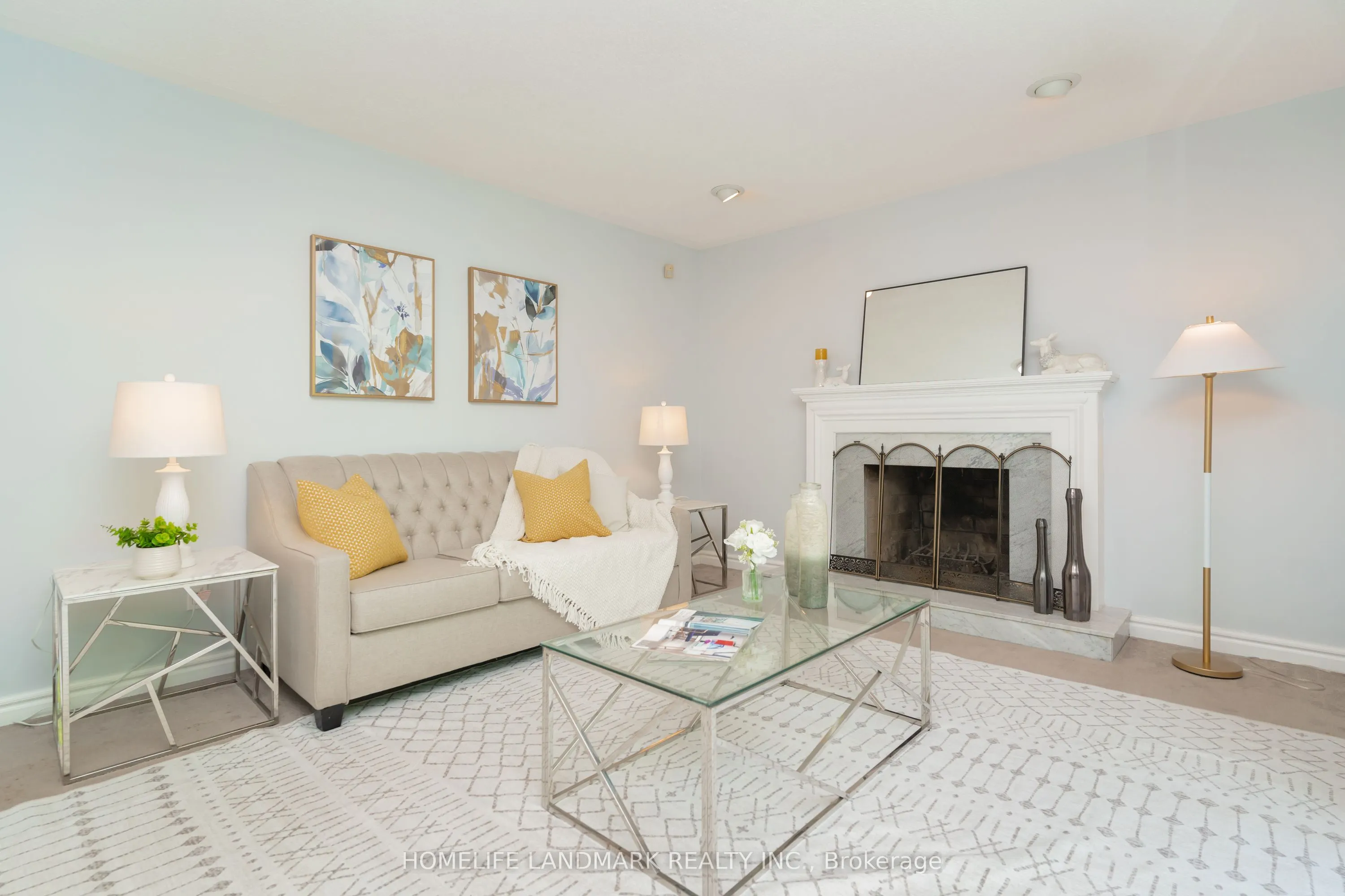 33 John Stiver Crescent
