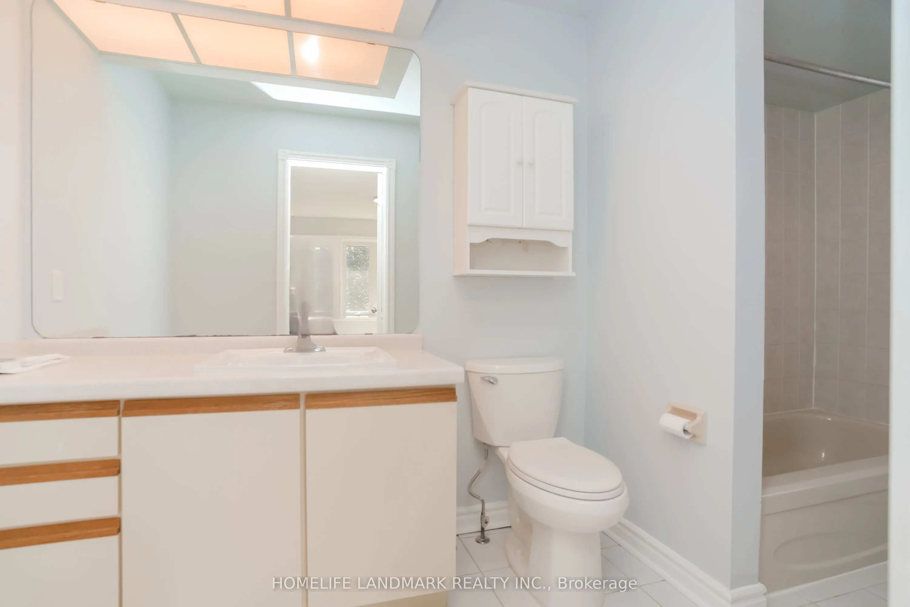 33 John Stiver Crescent