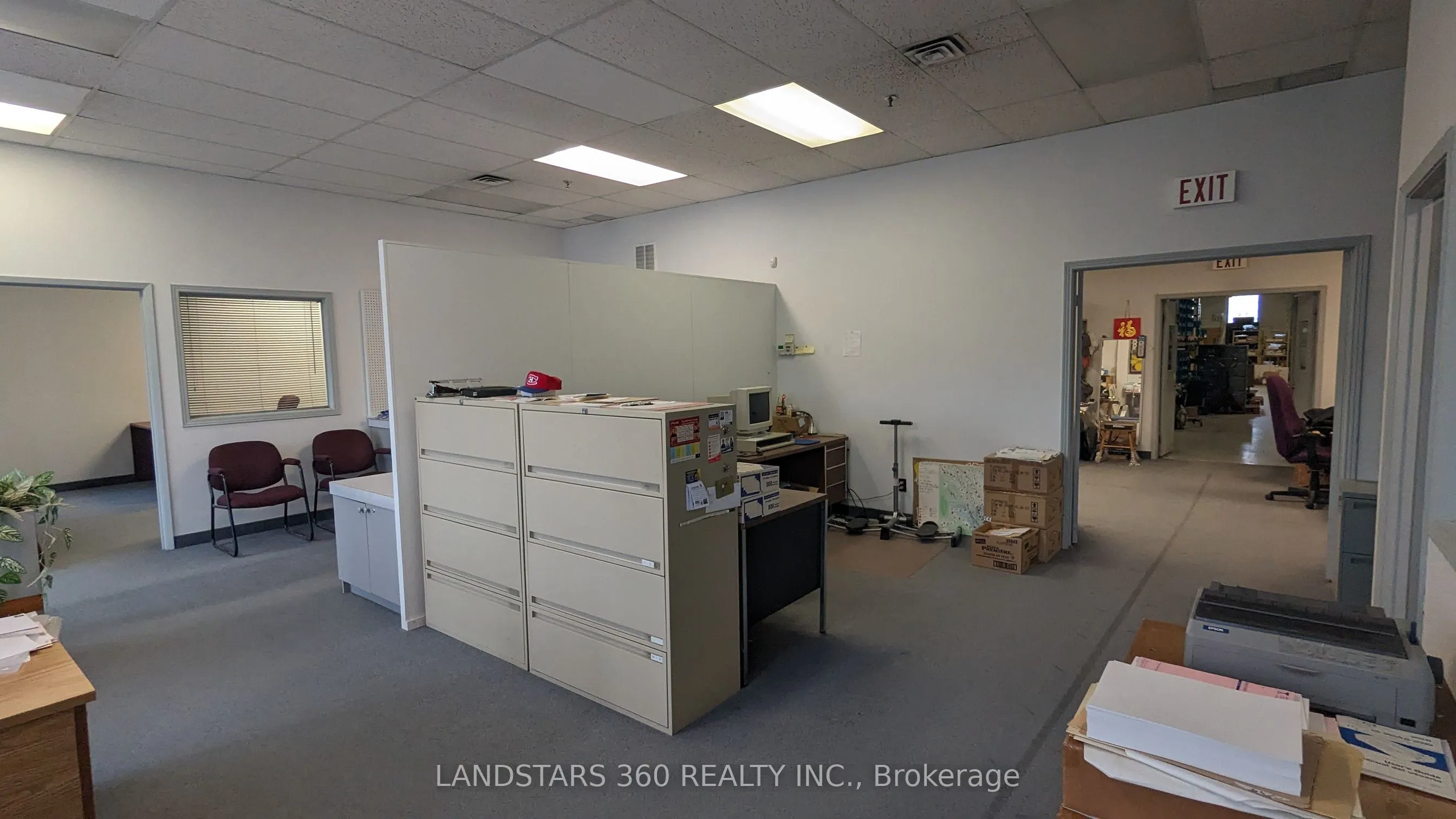 100 West Beaver Creek Road, #14-15