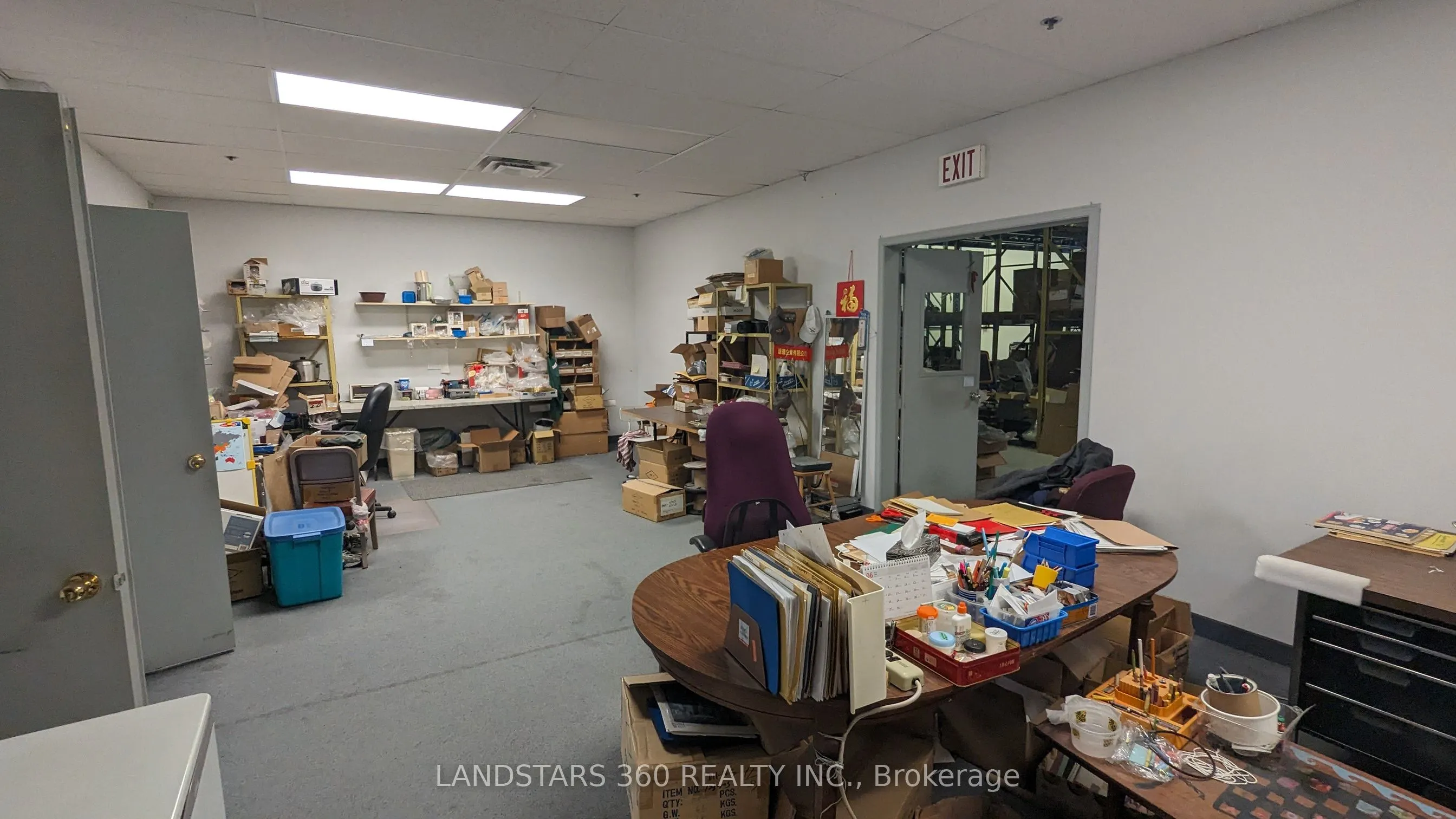 100 West Beaver Creek Road, #14-15