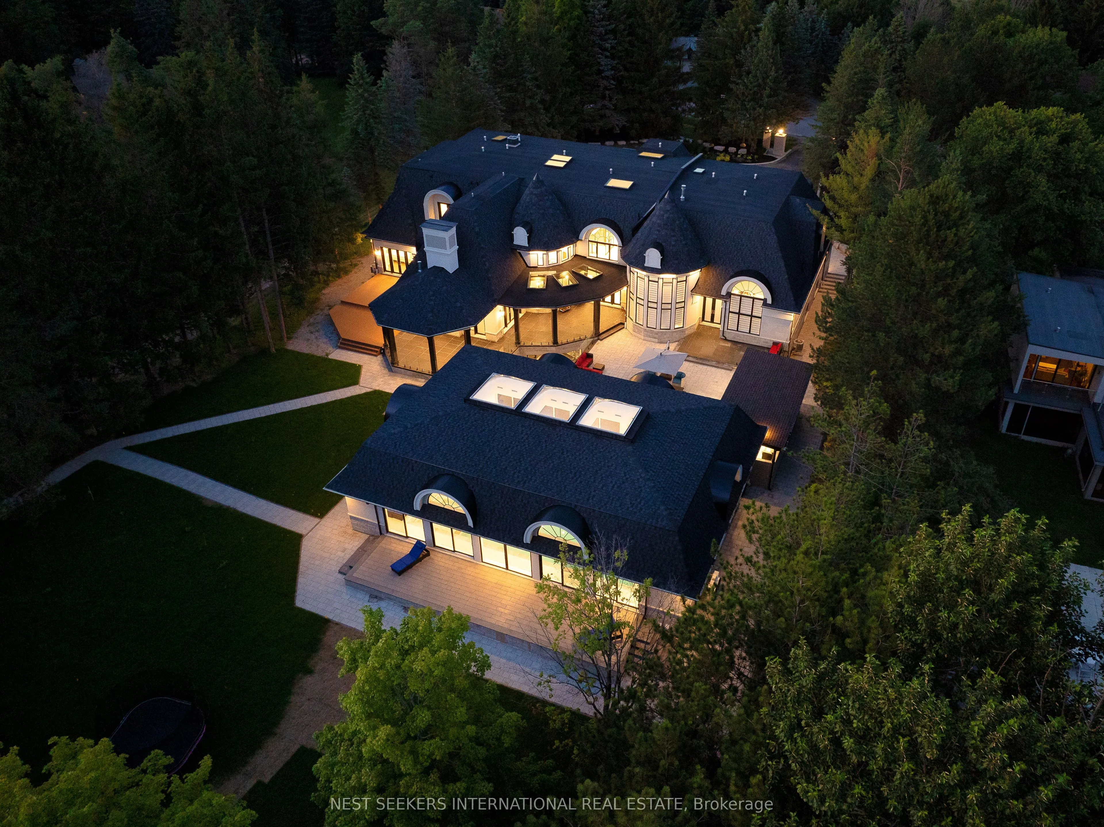 72 Manitou Drive