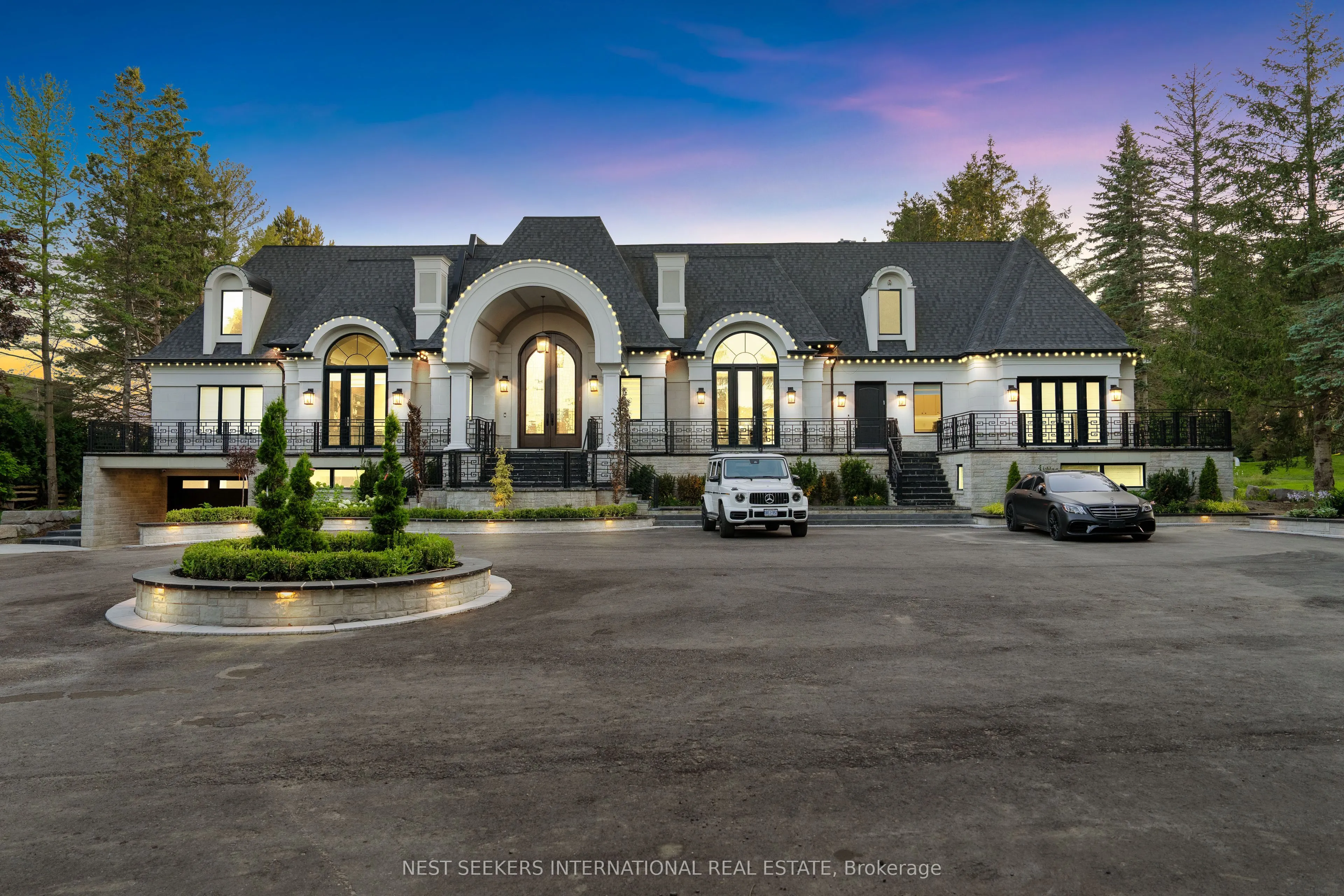 72 Manitou Drive
