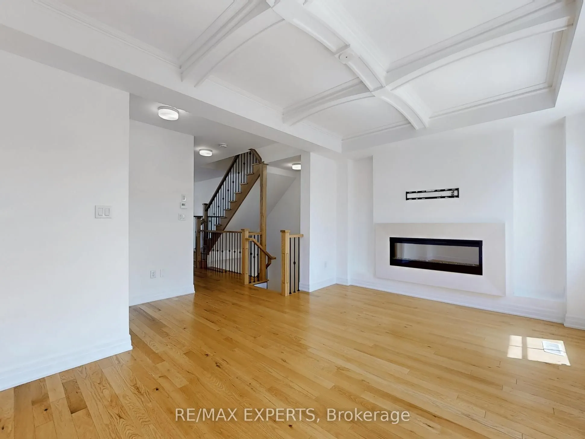 8 Church Street, #5
