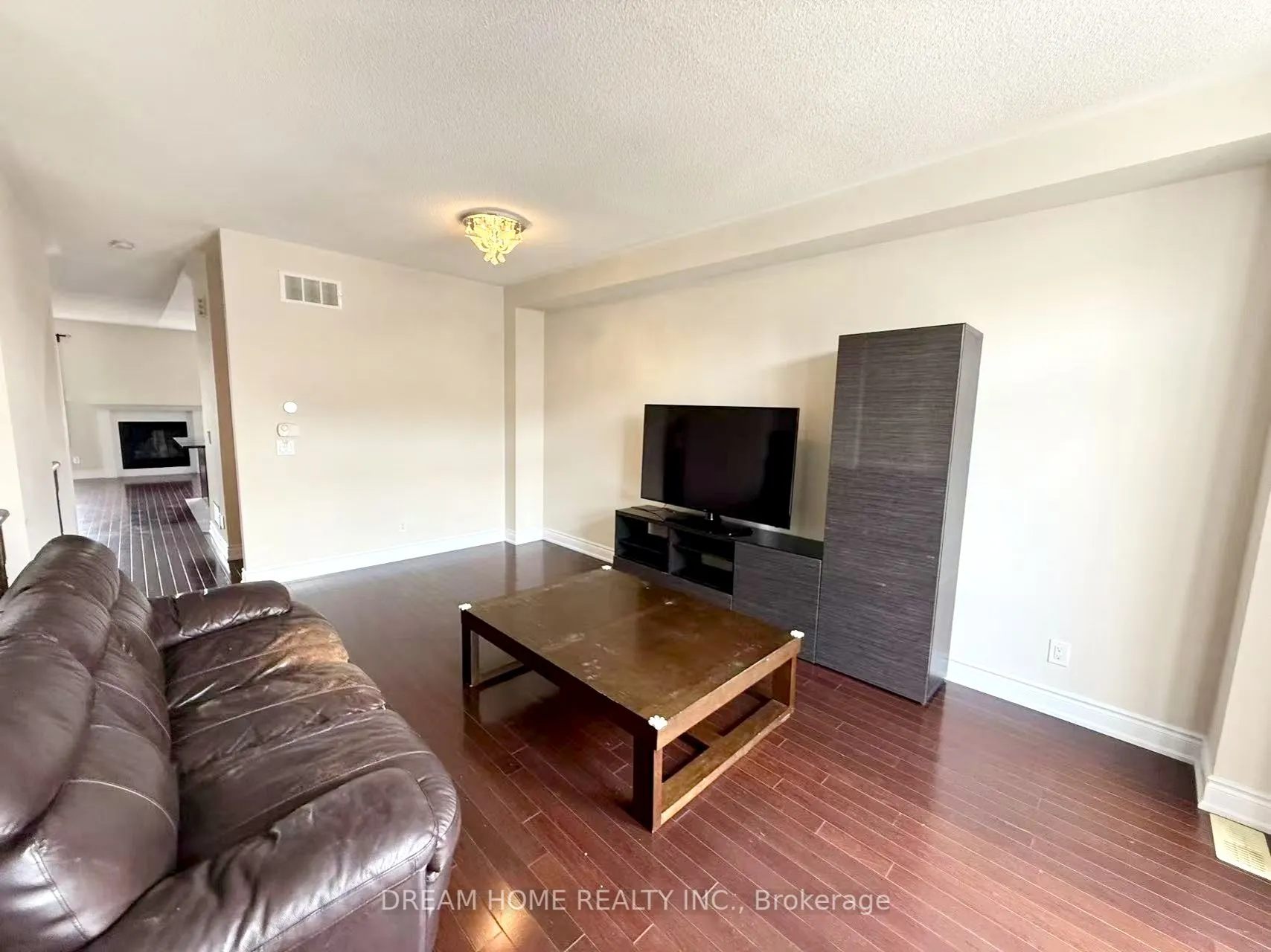 133 Lacewood Drive