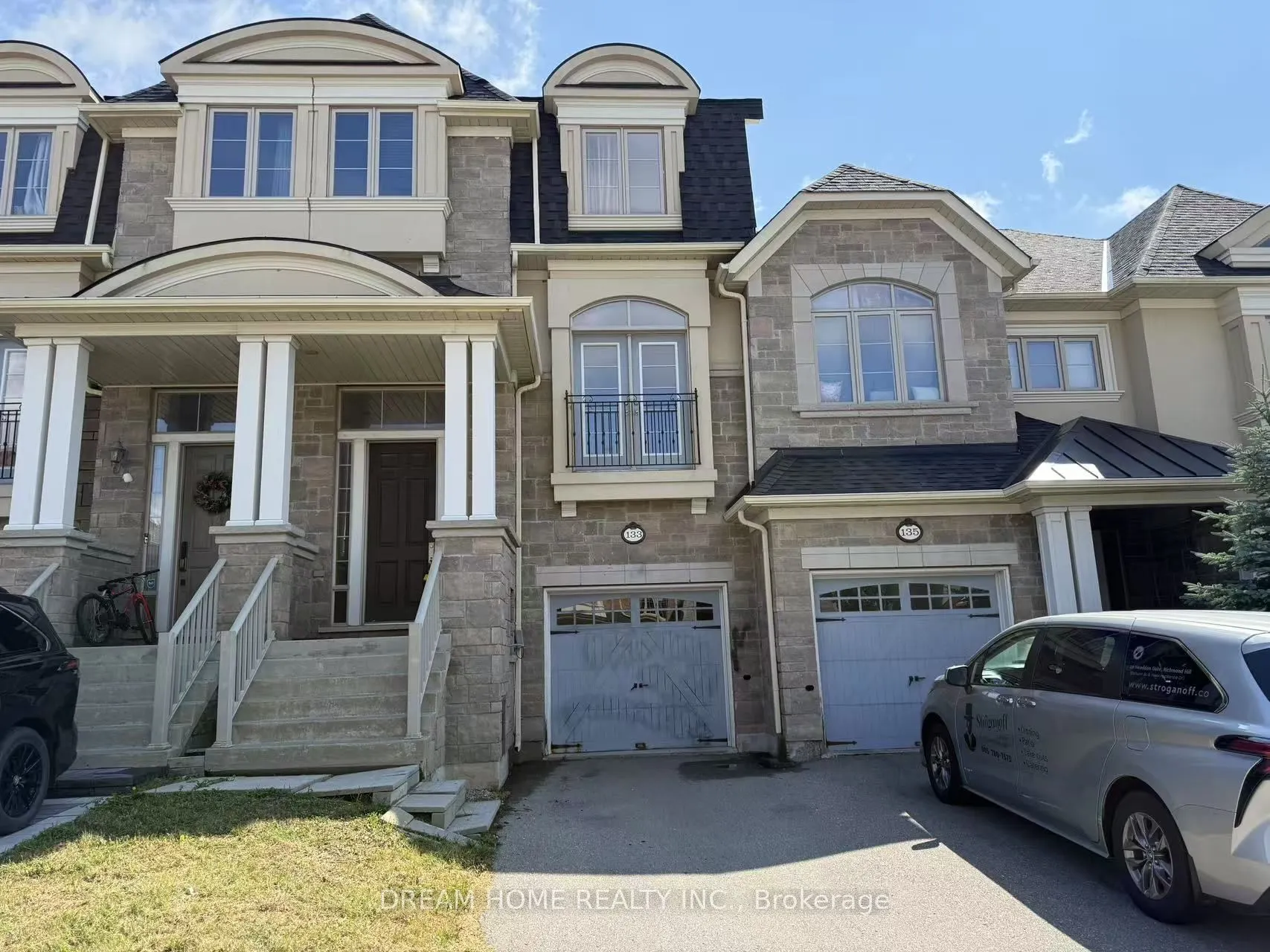 133 Lacewood Drive