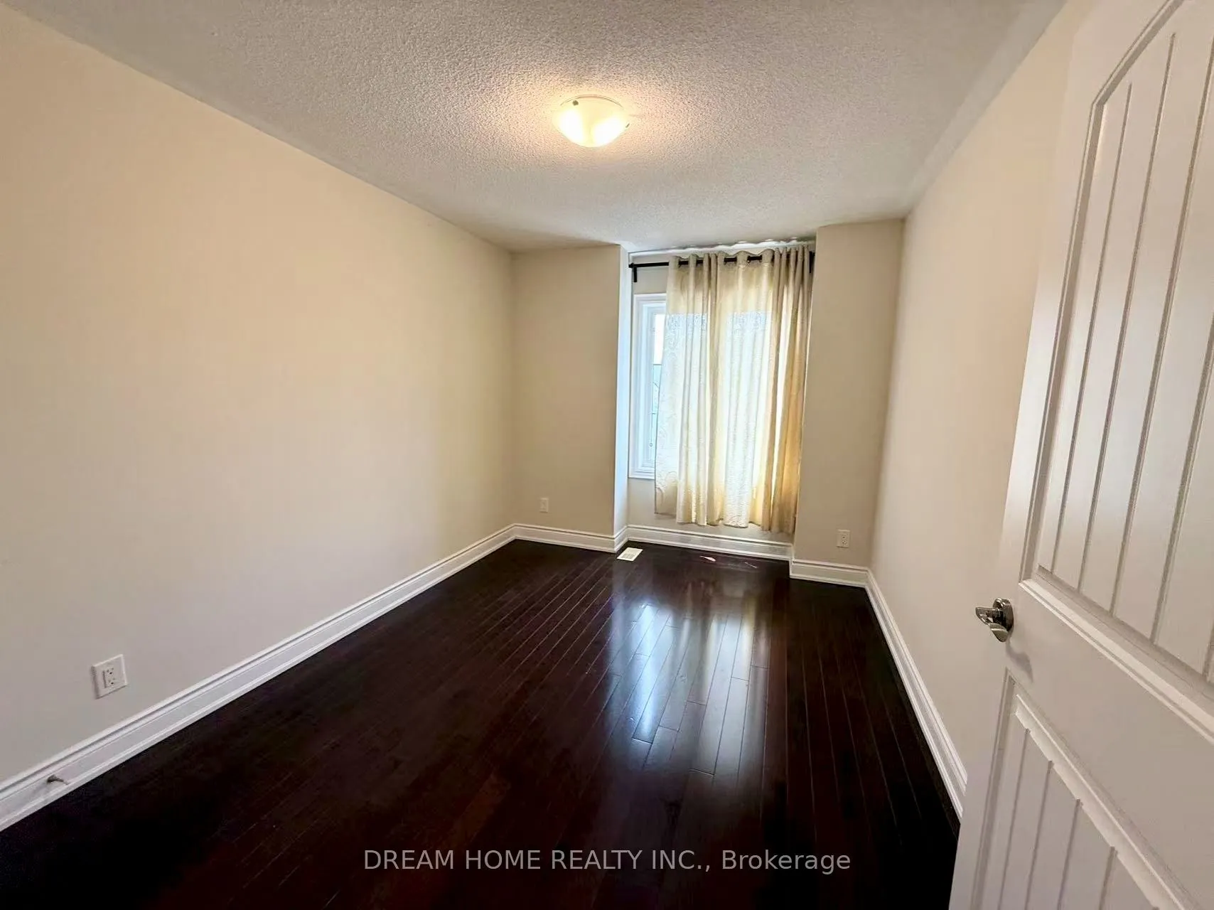 133 Lacewood Drive
