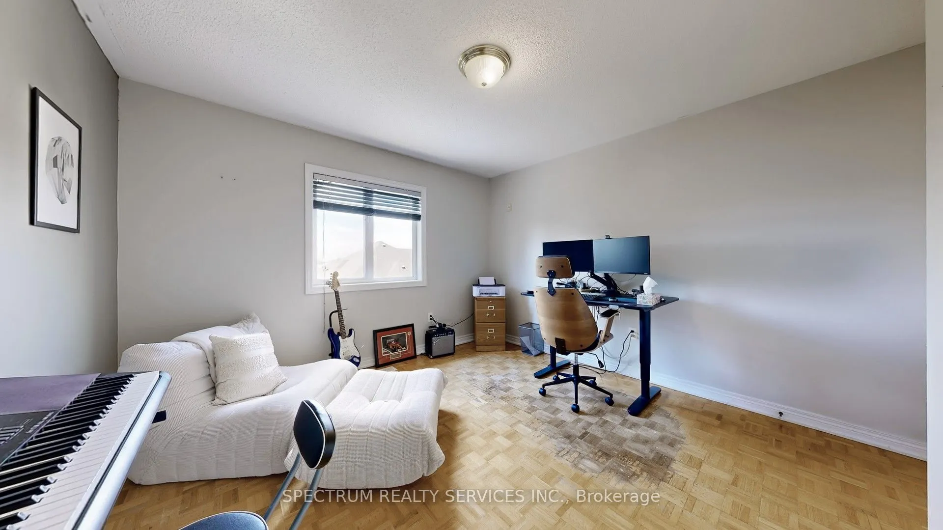 24 Cachet Hill Crescent
