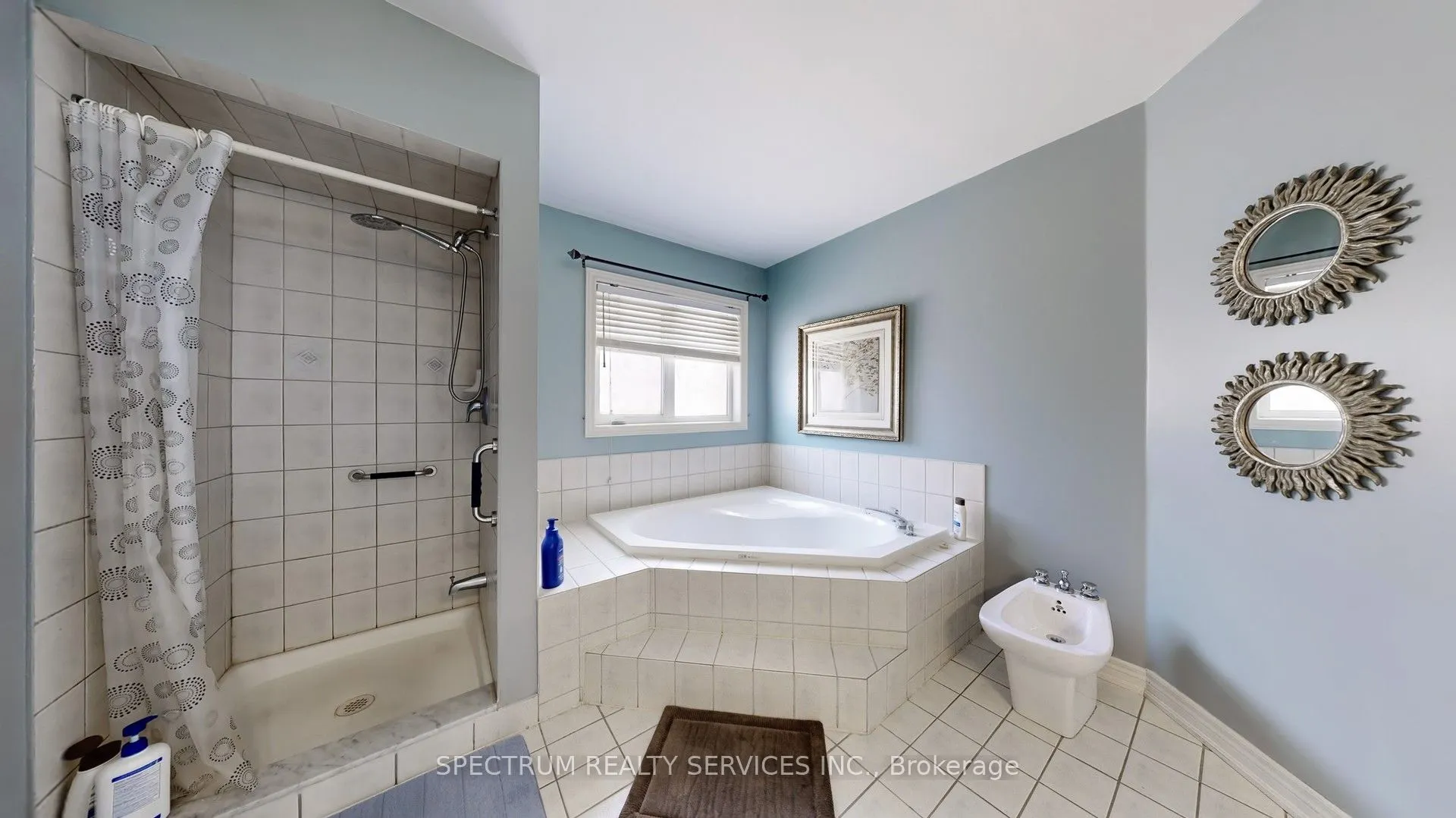 24 Cachet Hill Crescent