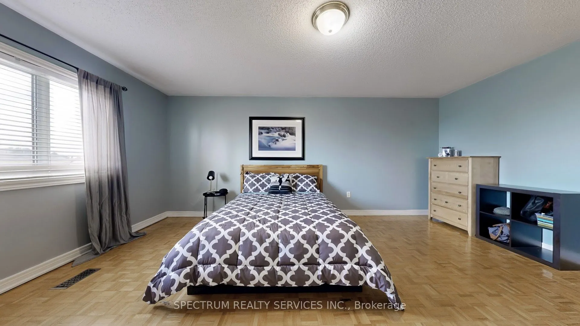 24 Cachet Hill Crescent