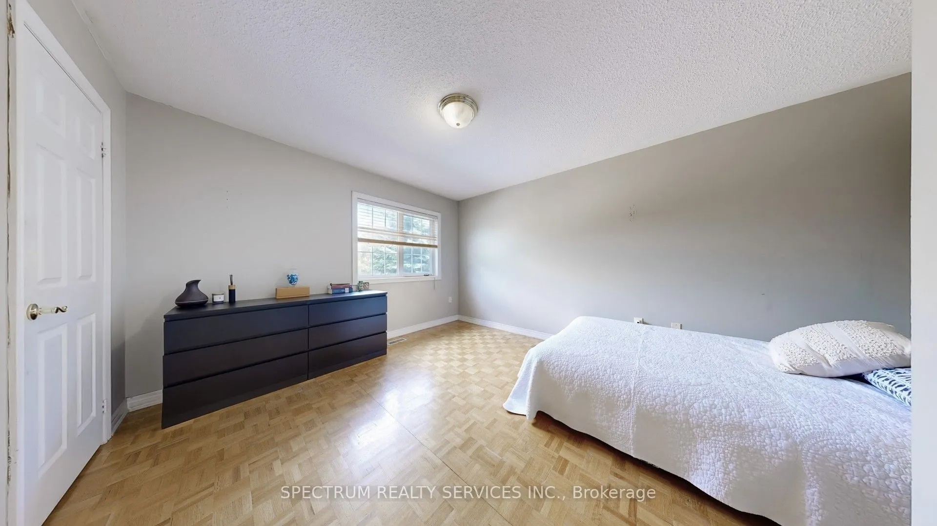 24 Cachet Hill Crescent