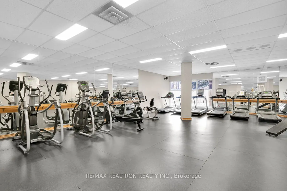 30 Harding Boulevard W, #1002