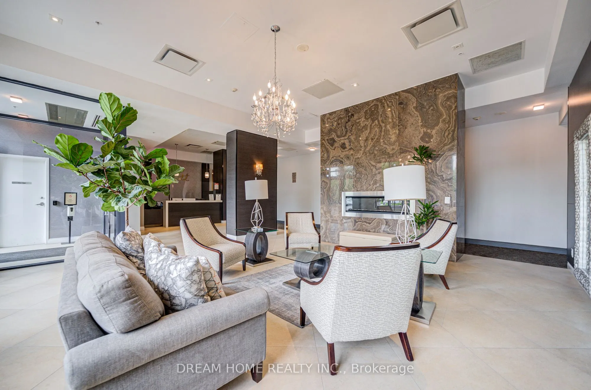 11611 Yonge Street, #510