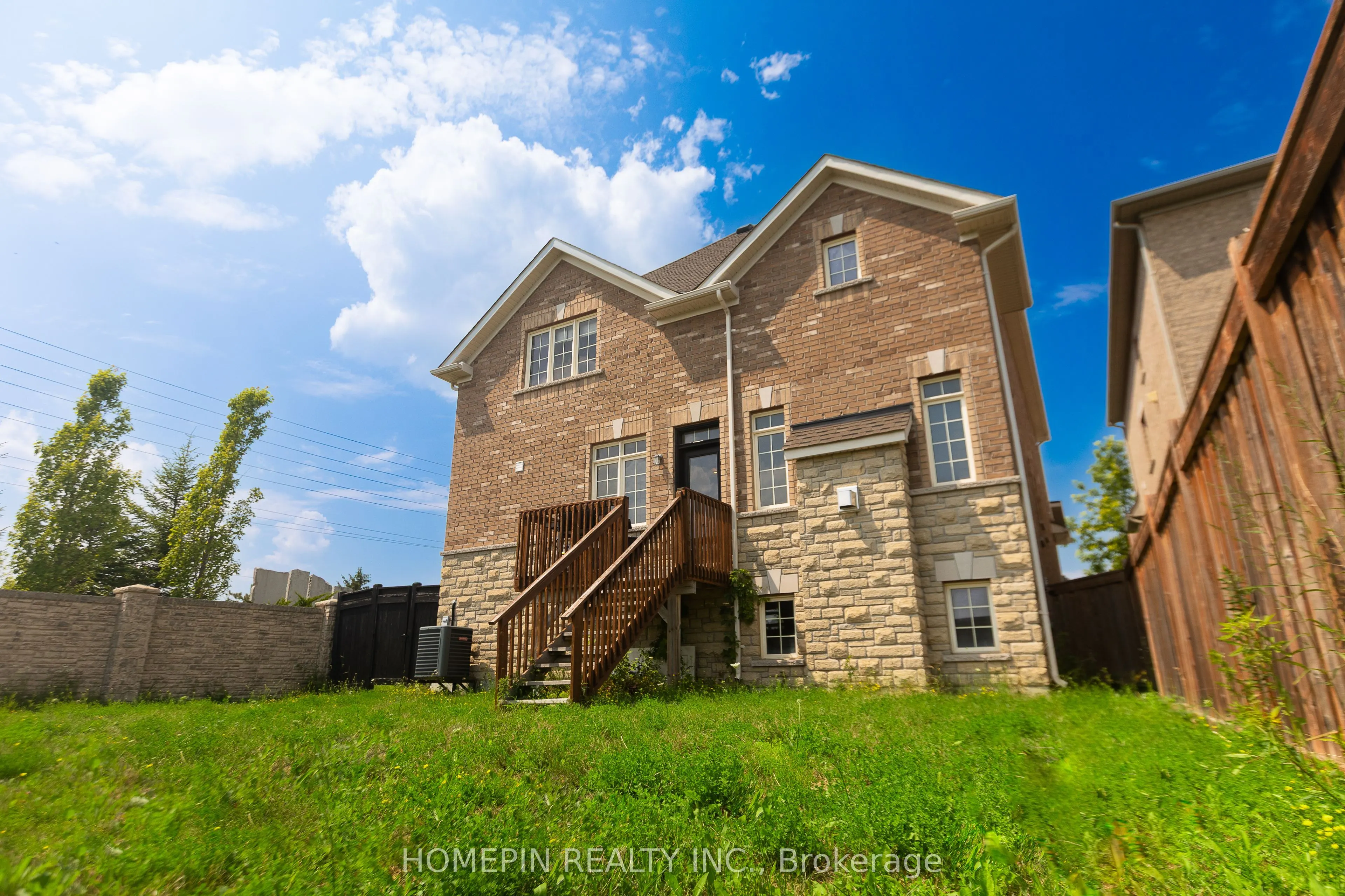 1 Treetops Boulevard