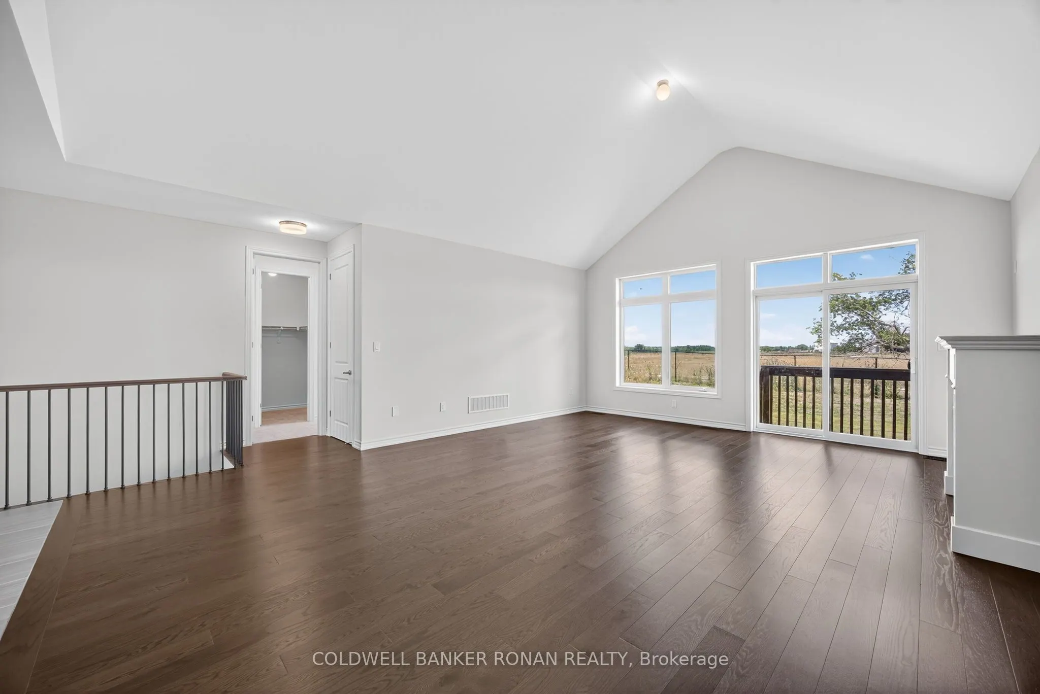 21 Sparrow Way