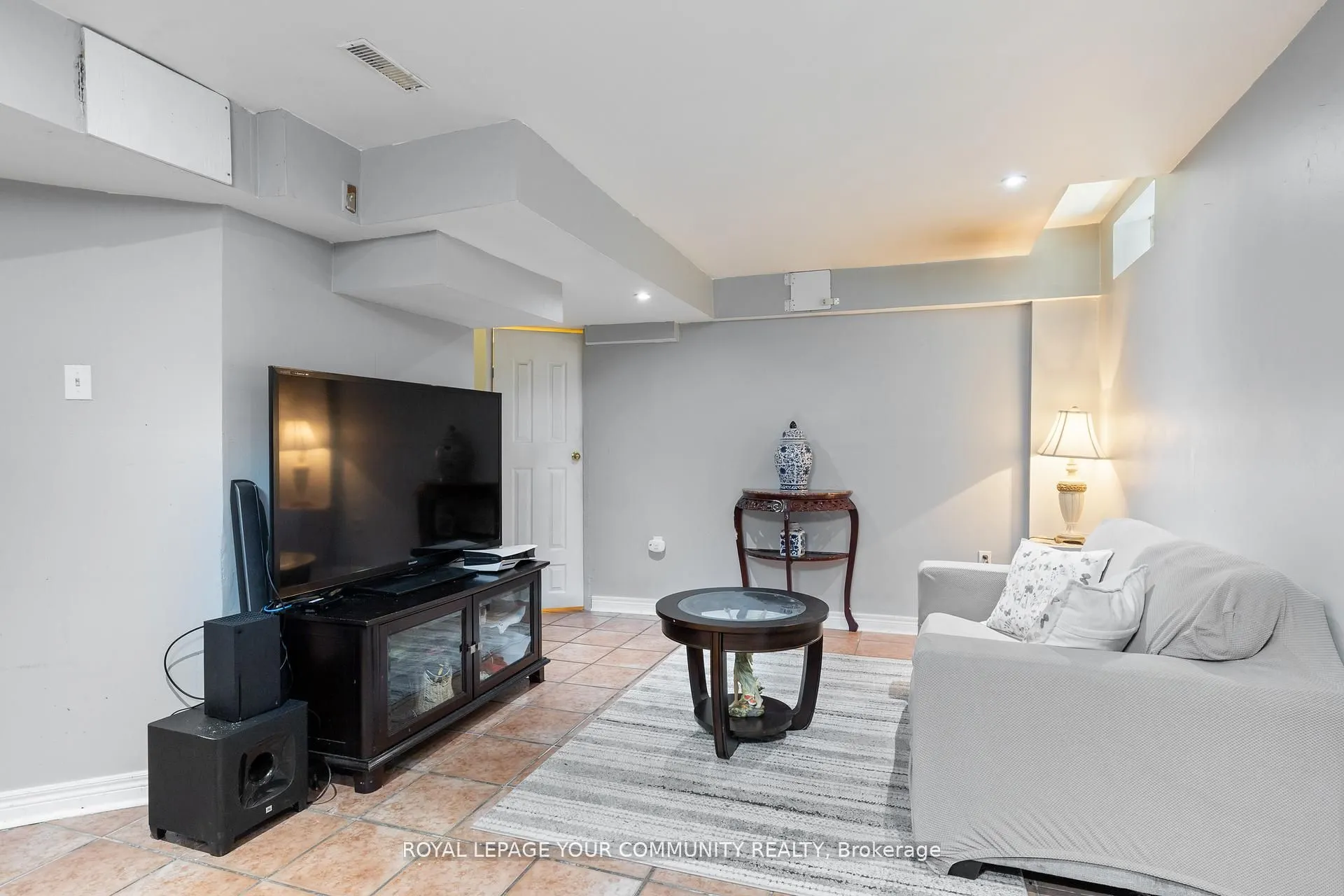 299 Discovery Trail