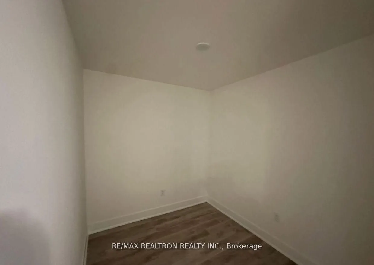 185 Deerfield Road, #414