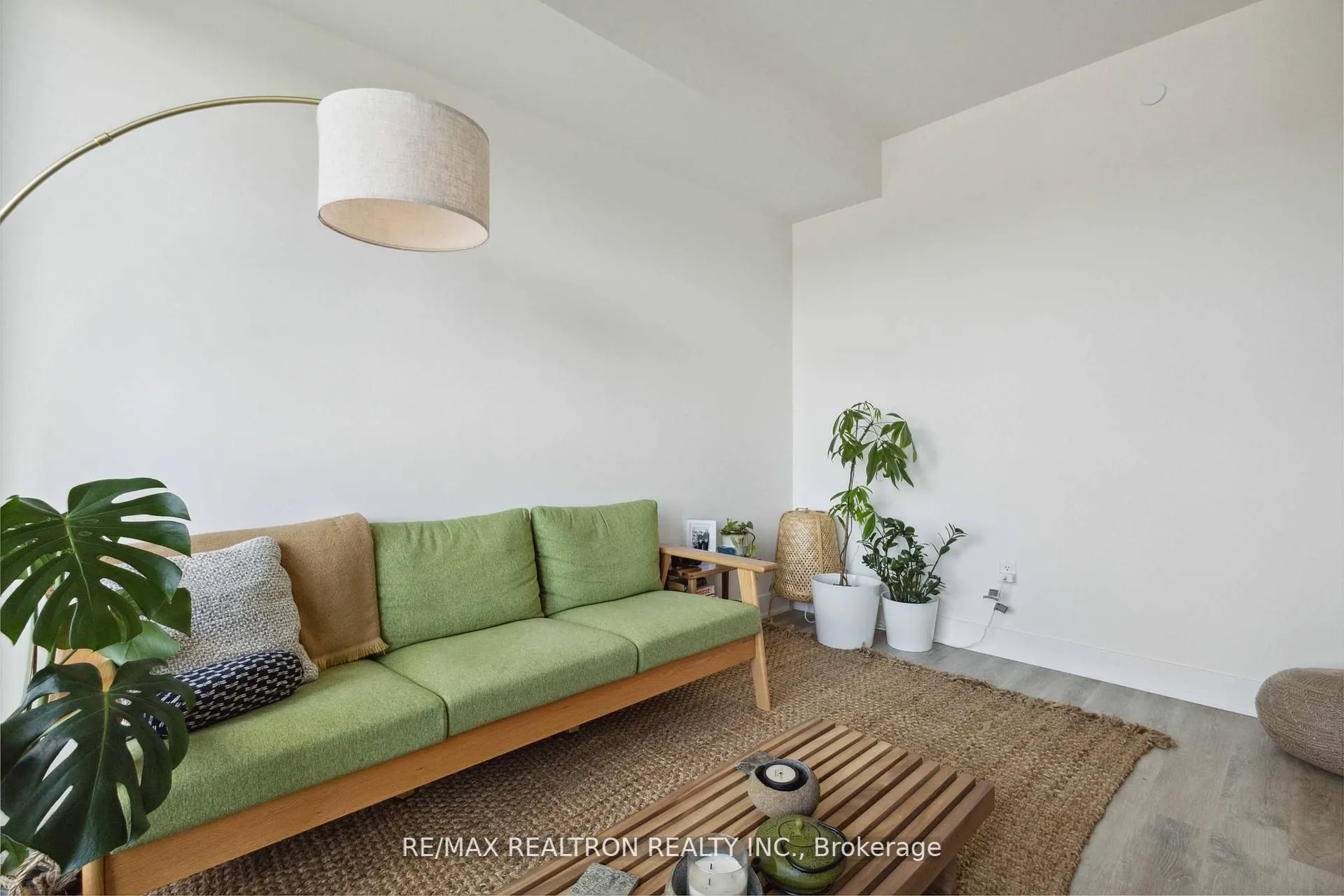 185 Deerfield Road, #315