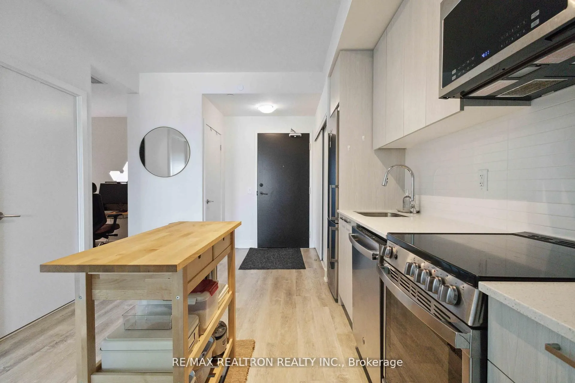 185 Deerfield Road, #315