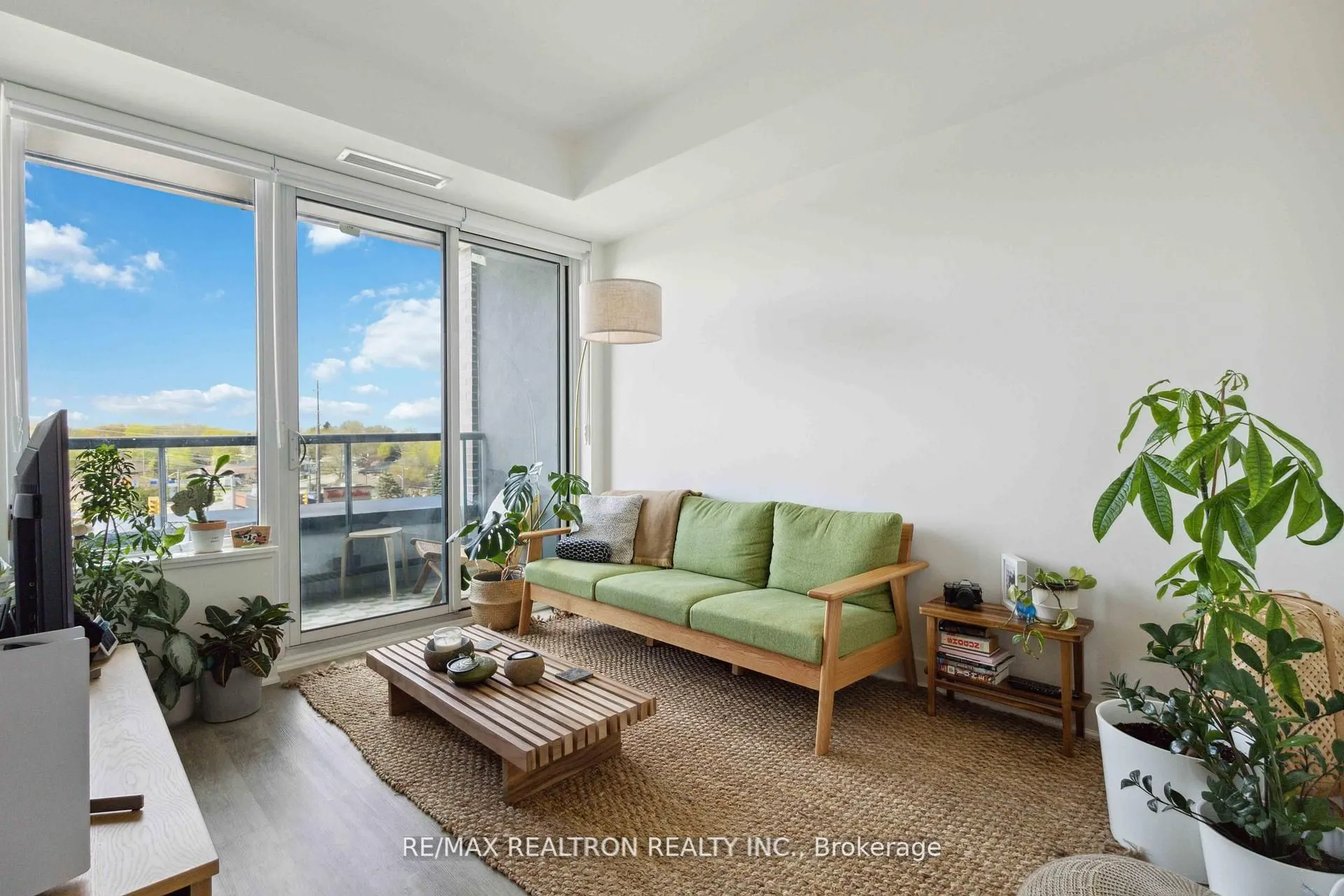 185 Deerfield Road, #315