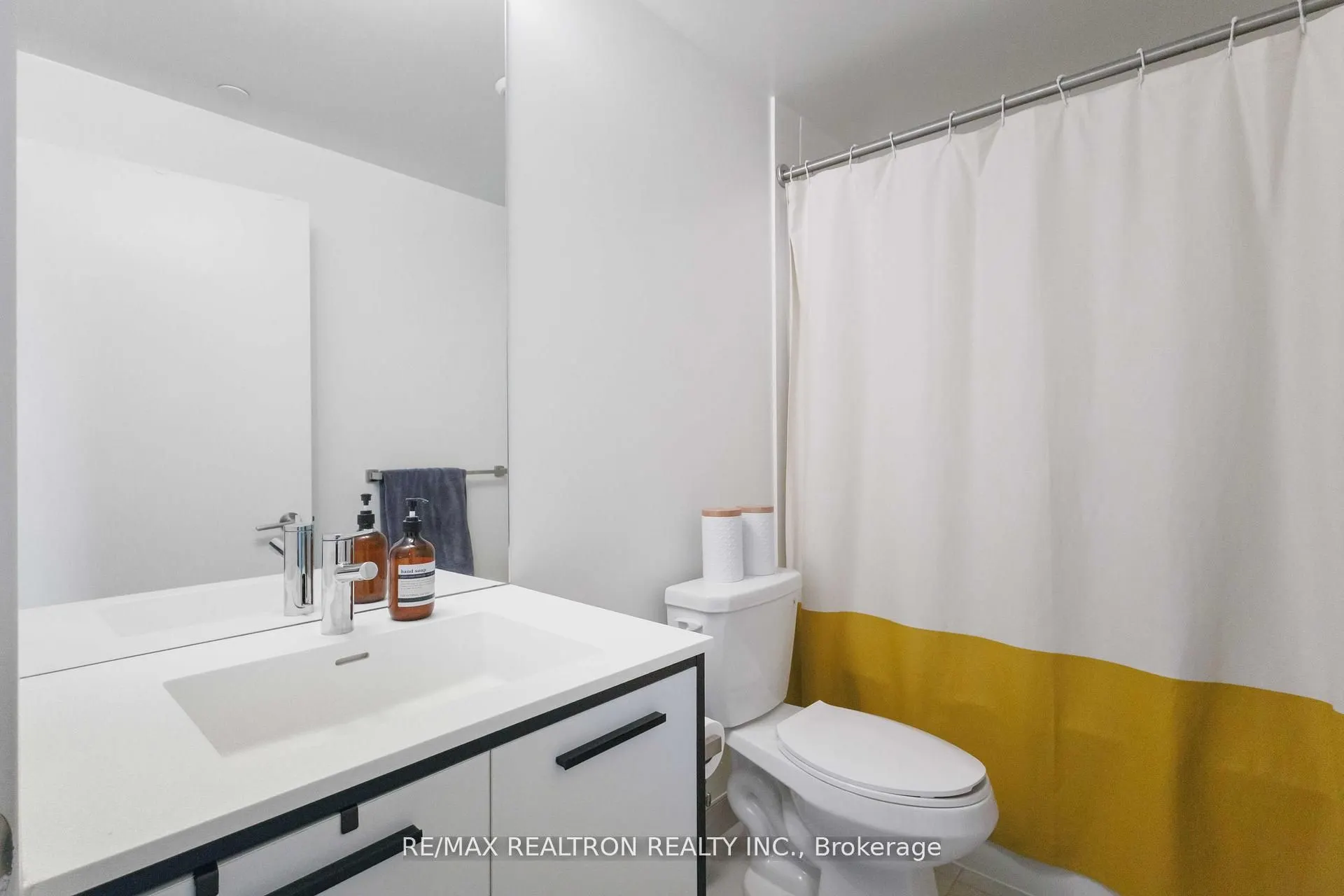 185 Deerfield Road, #315