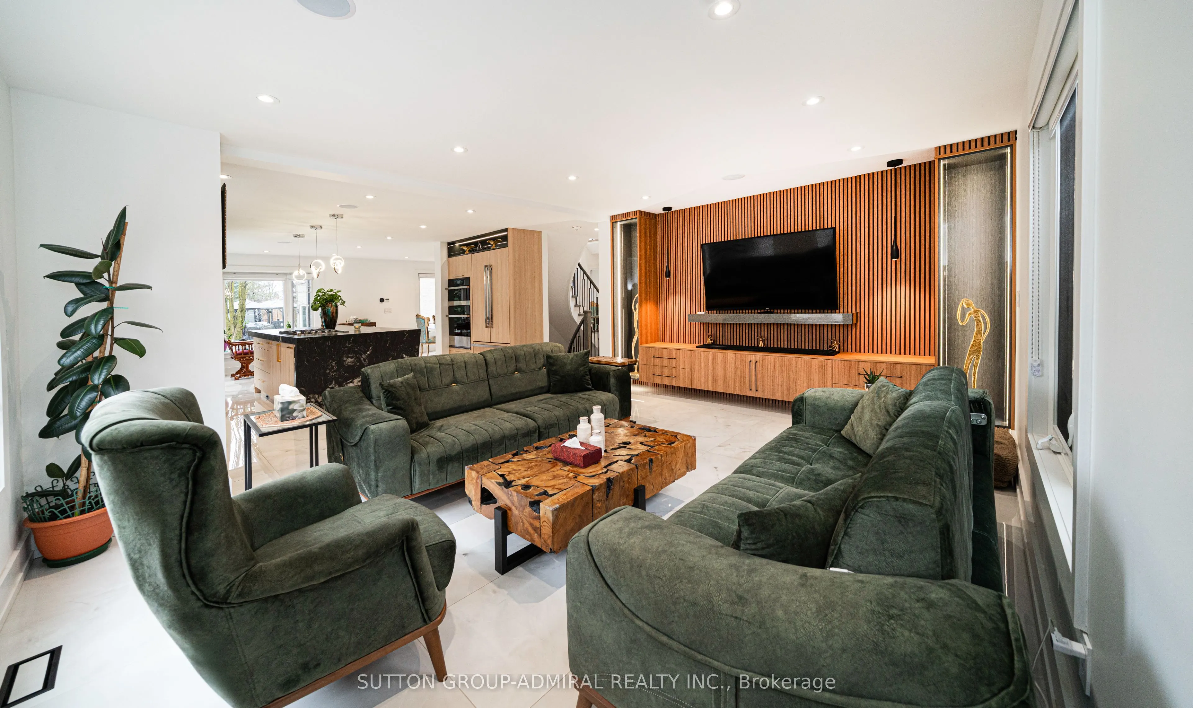 60 Maple Way