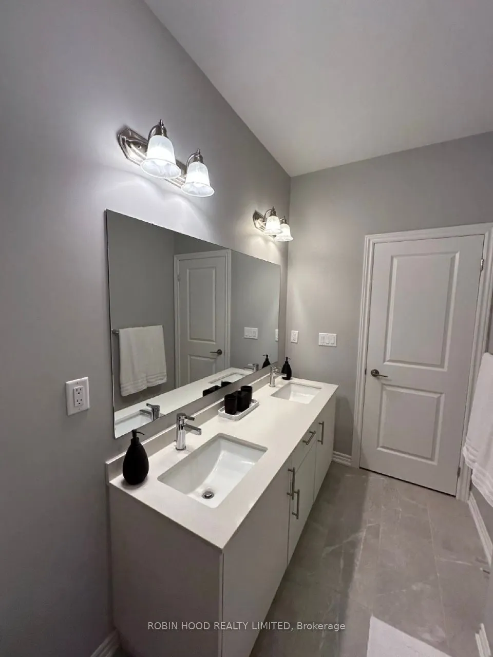 6 Mel Irving Drive