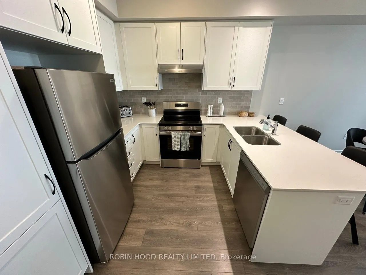 6 Mel Irving Drive