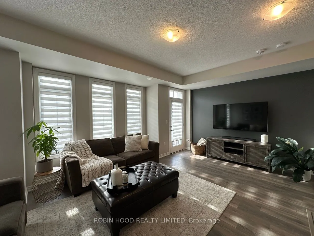 6 Mel Irving Drive
