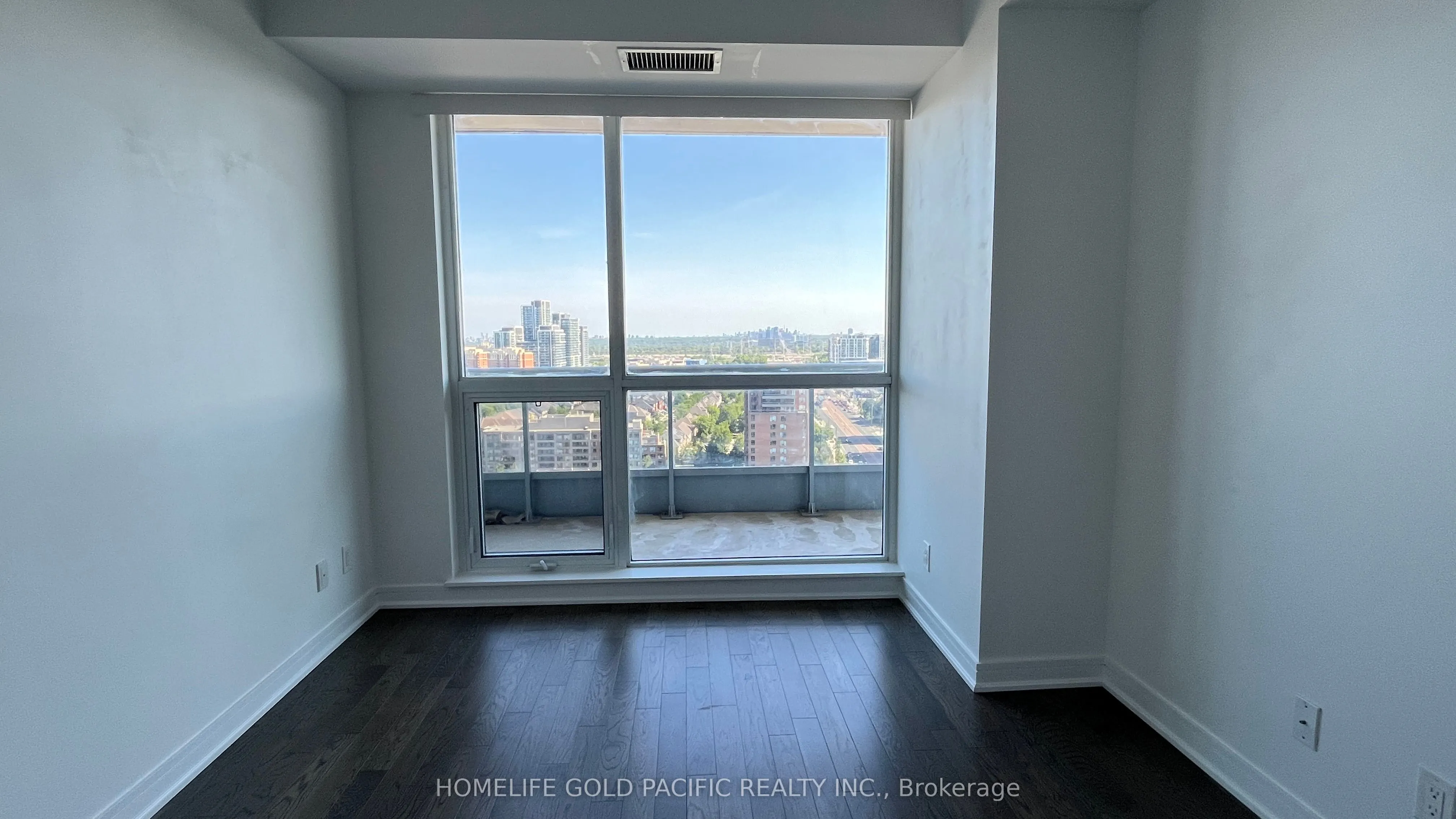 9201 Yonge Street, #1807