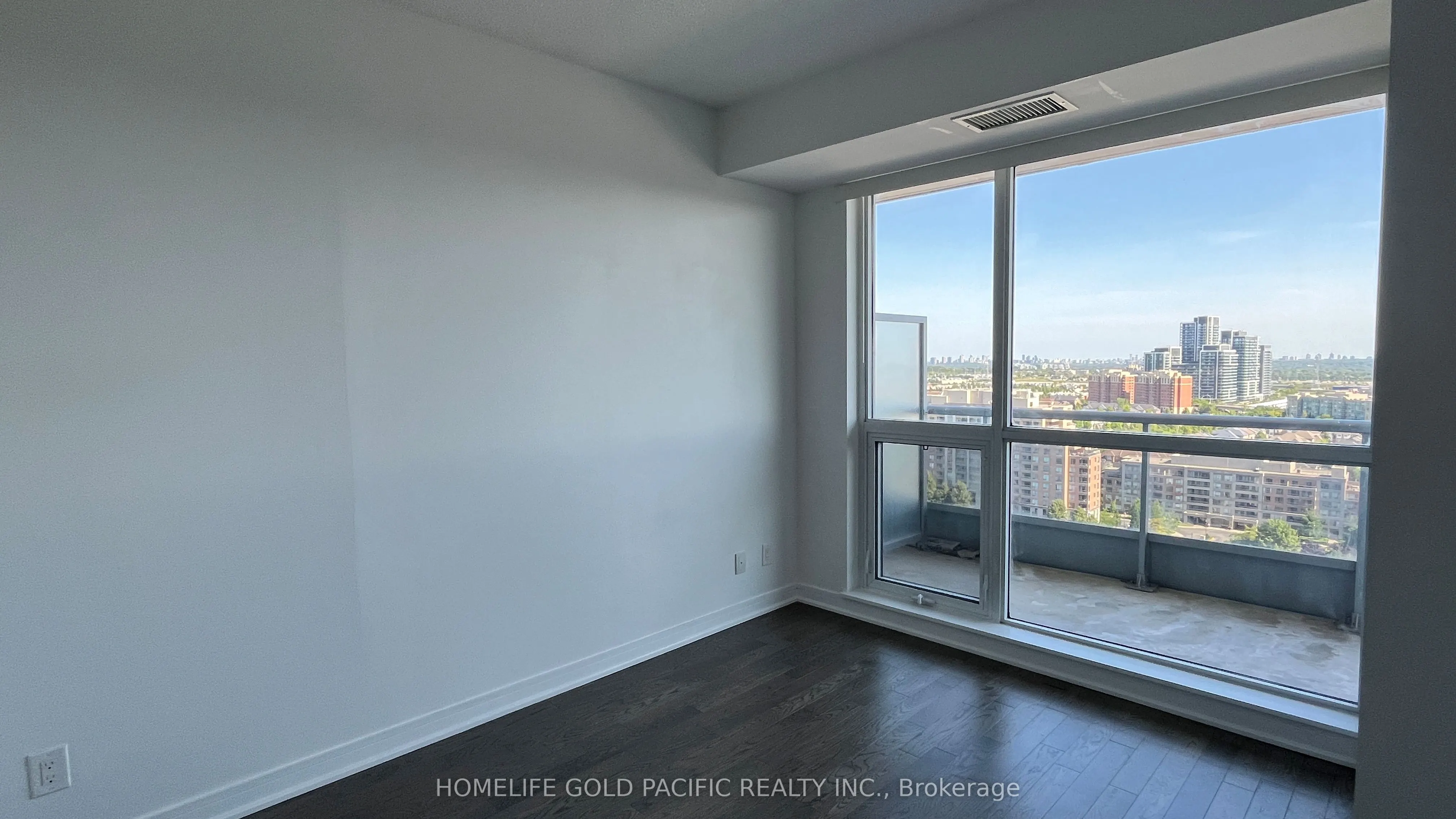 9201 Yonge Street, #1807