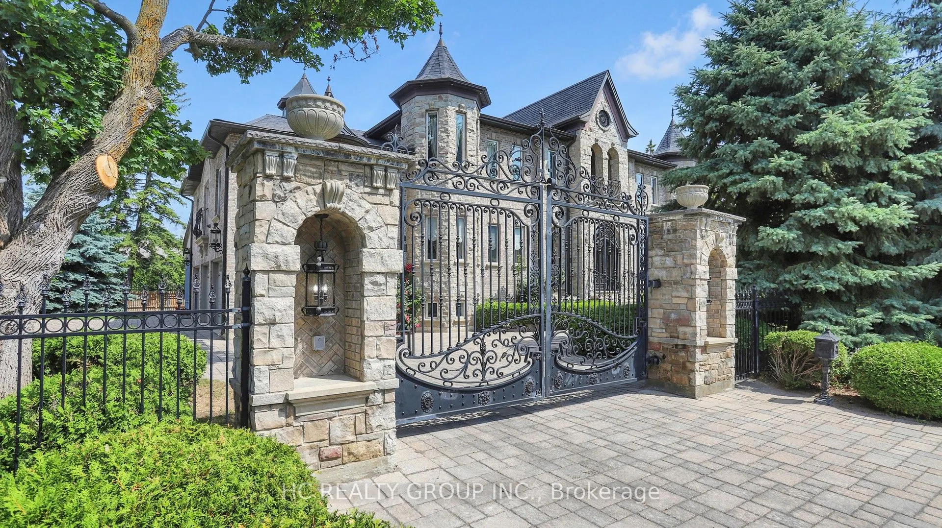 54 Maryvale Crescent