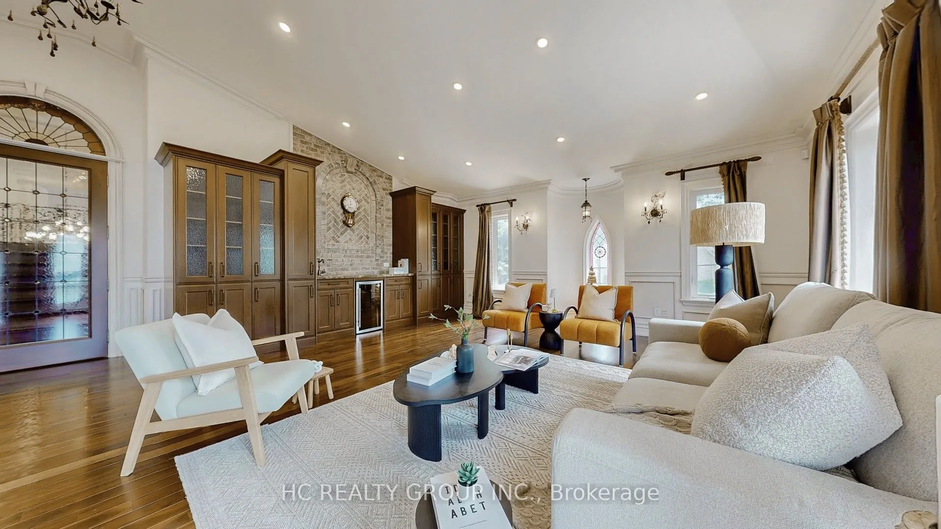 54 Maryvale Crescent