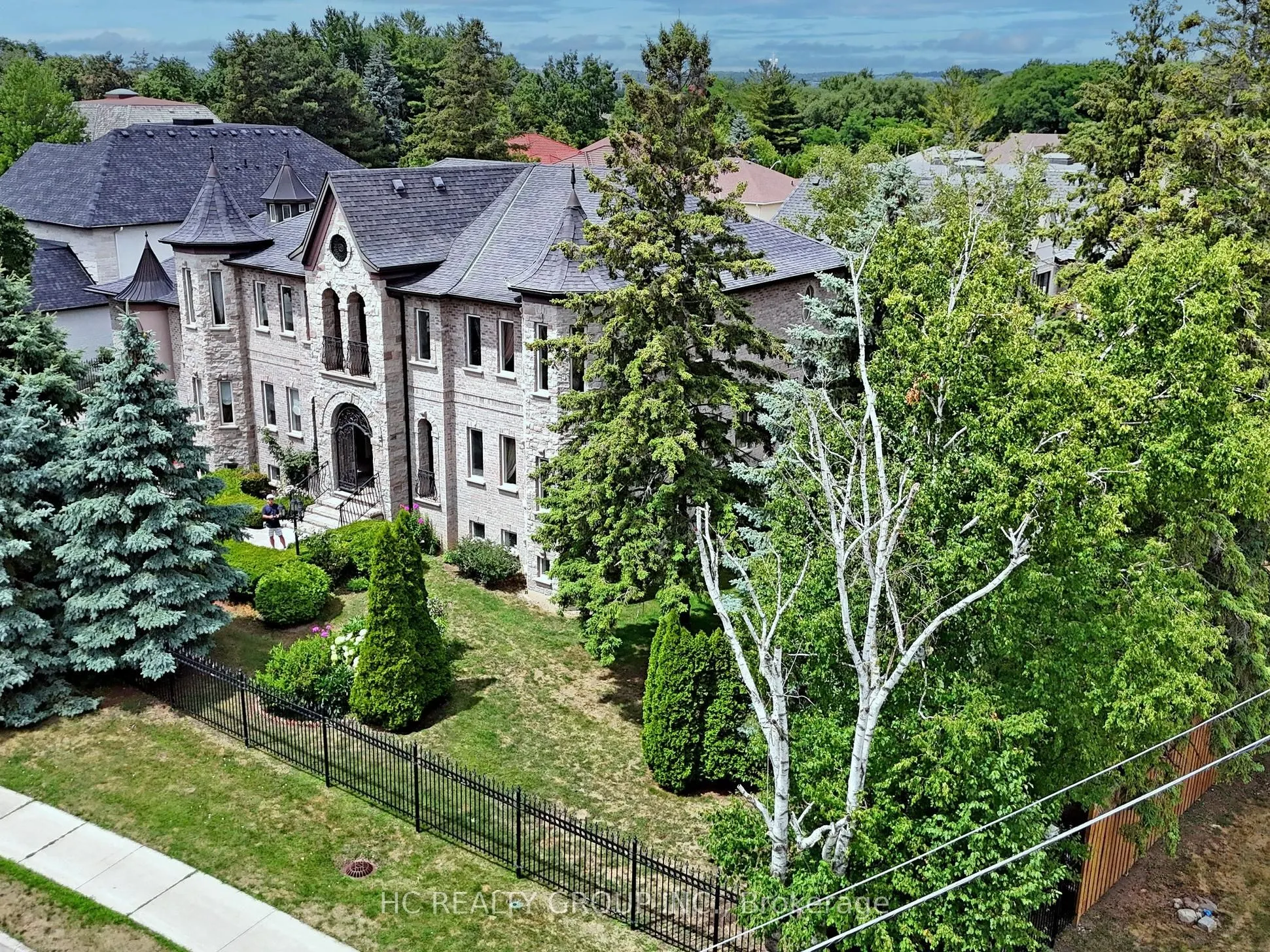 54 Maryvale Crescent