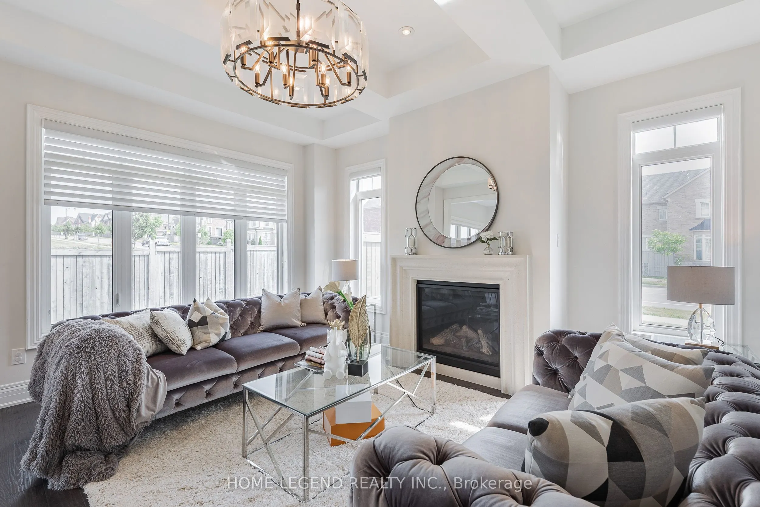101 Foley Crescent