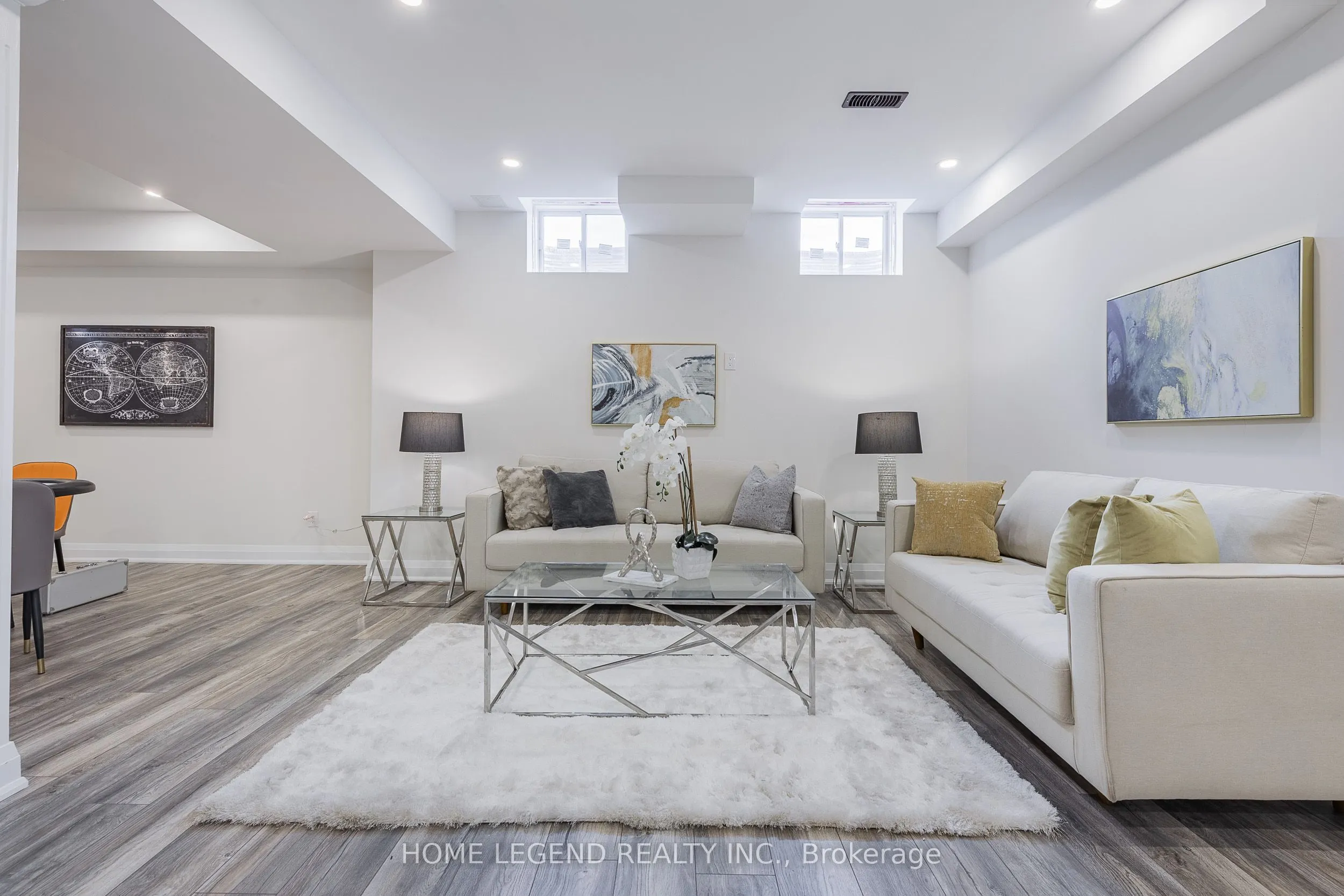 101 Foley Crescent
