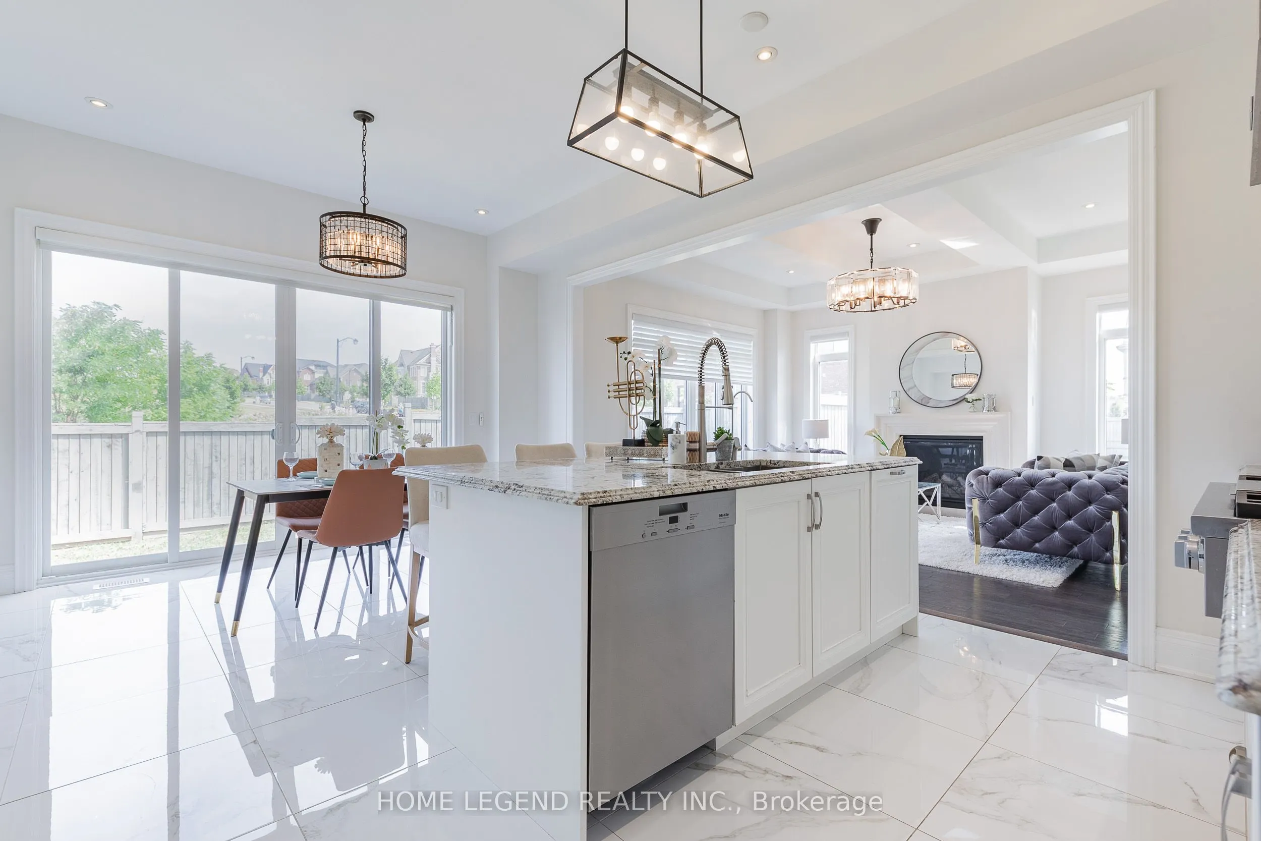 101 Foley Crescent
