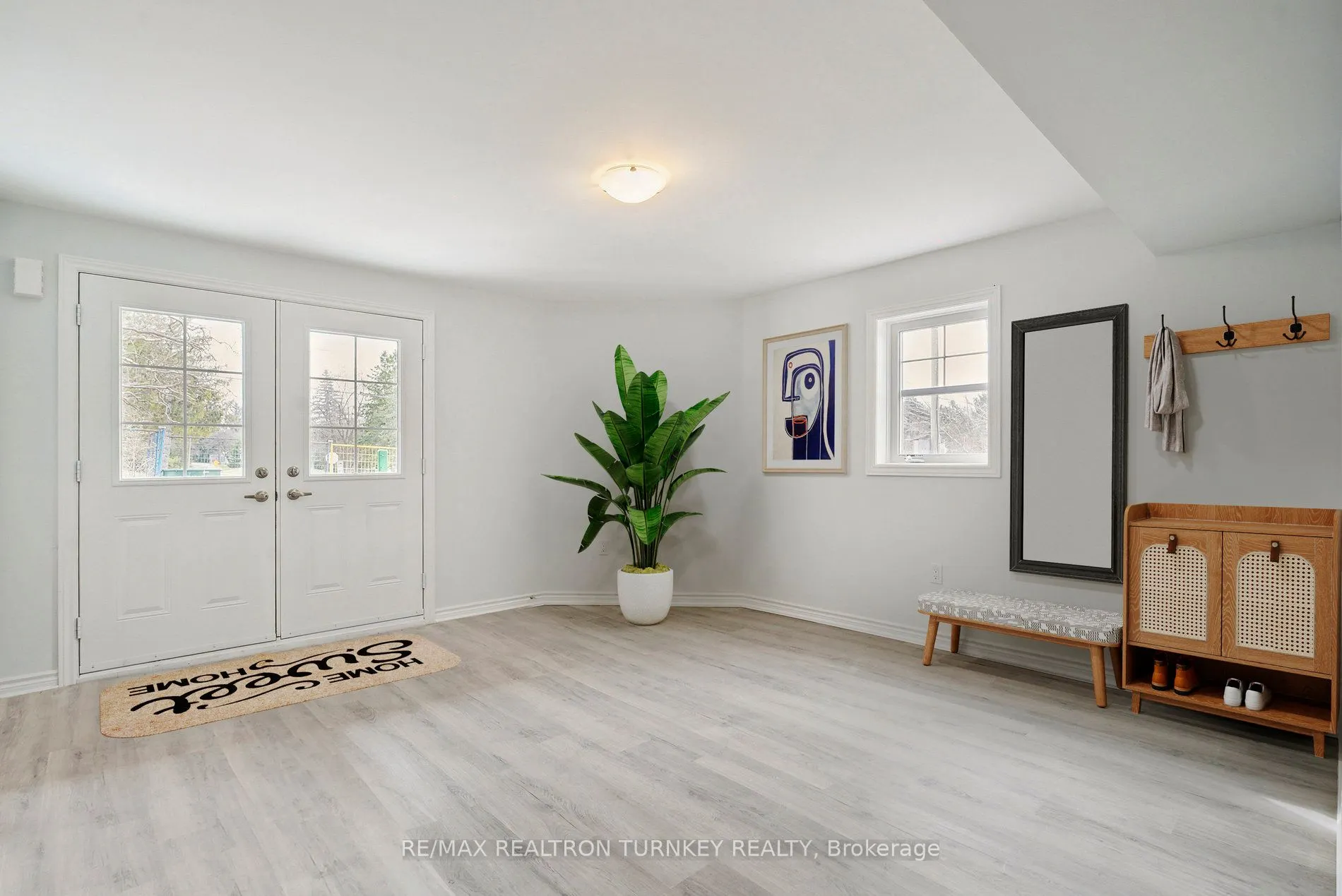2 Ravenscraig Place