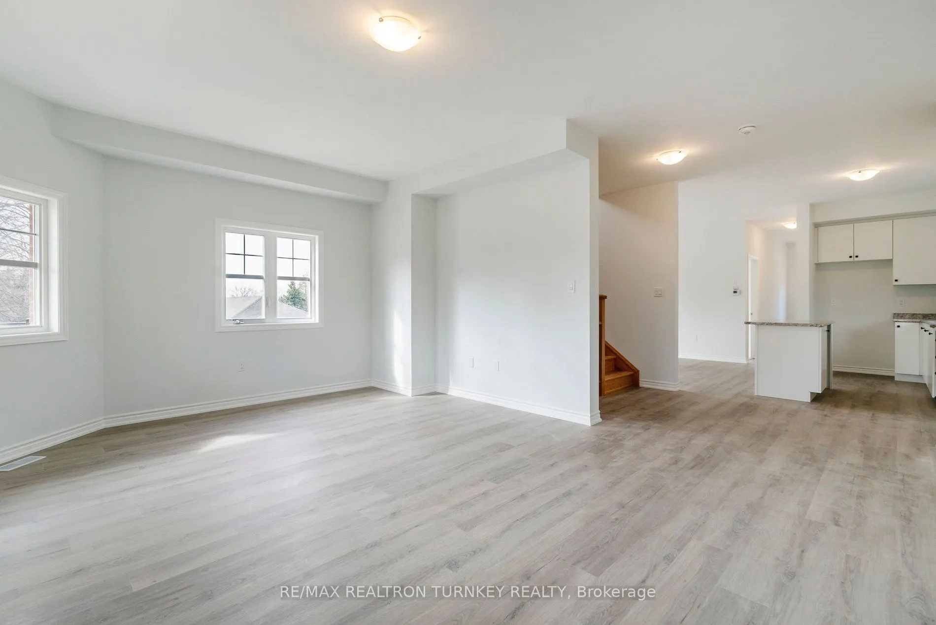 2 Ravenscraig Place